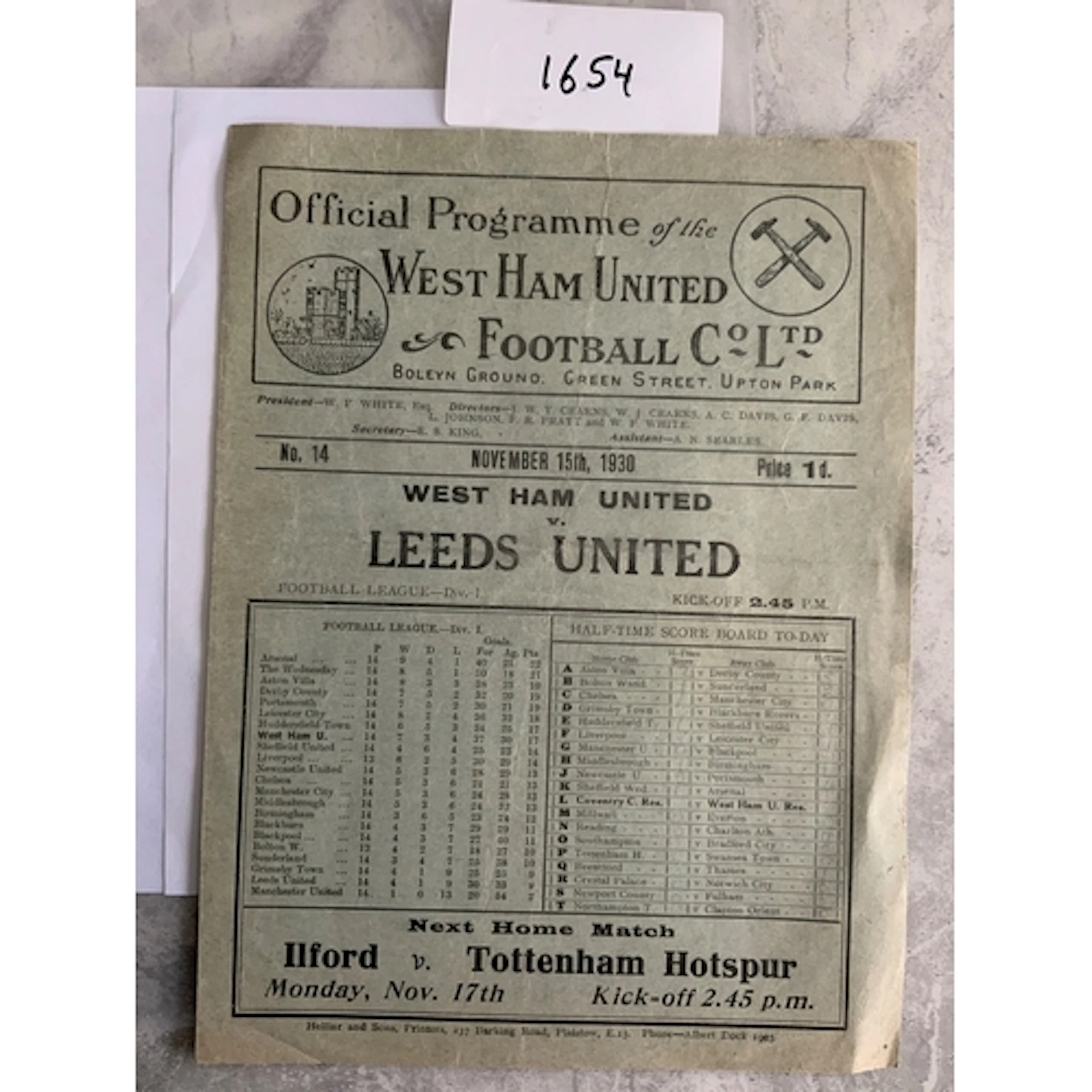 1930 - 1931 West Ham v Leeds United Football Programme: Good...