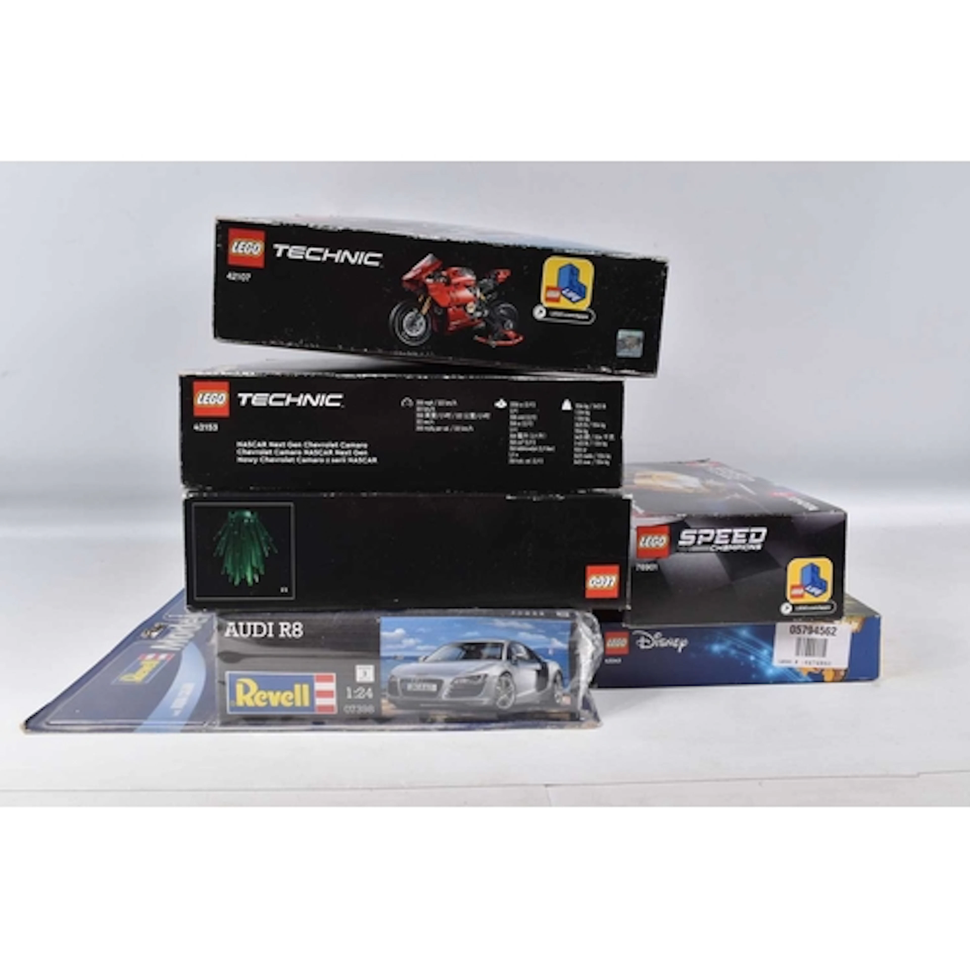 A COLLECTION OF BUILT, BOXED, AND SEALED LEGO SETS, to inclu...