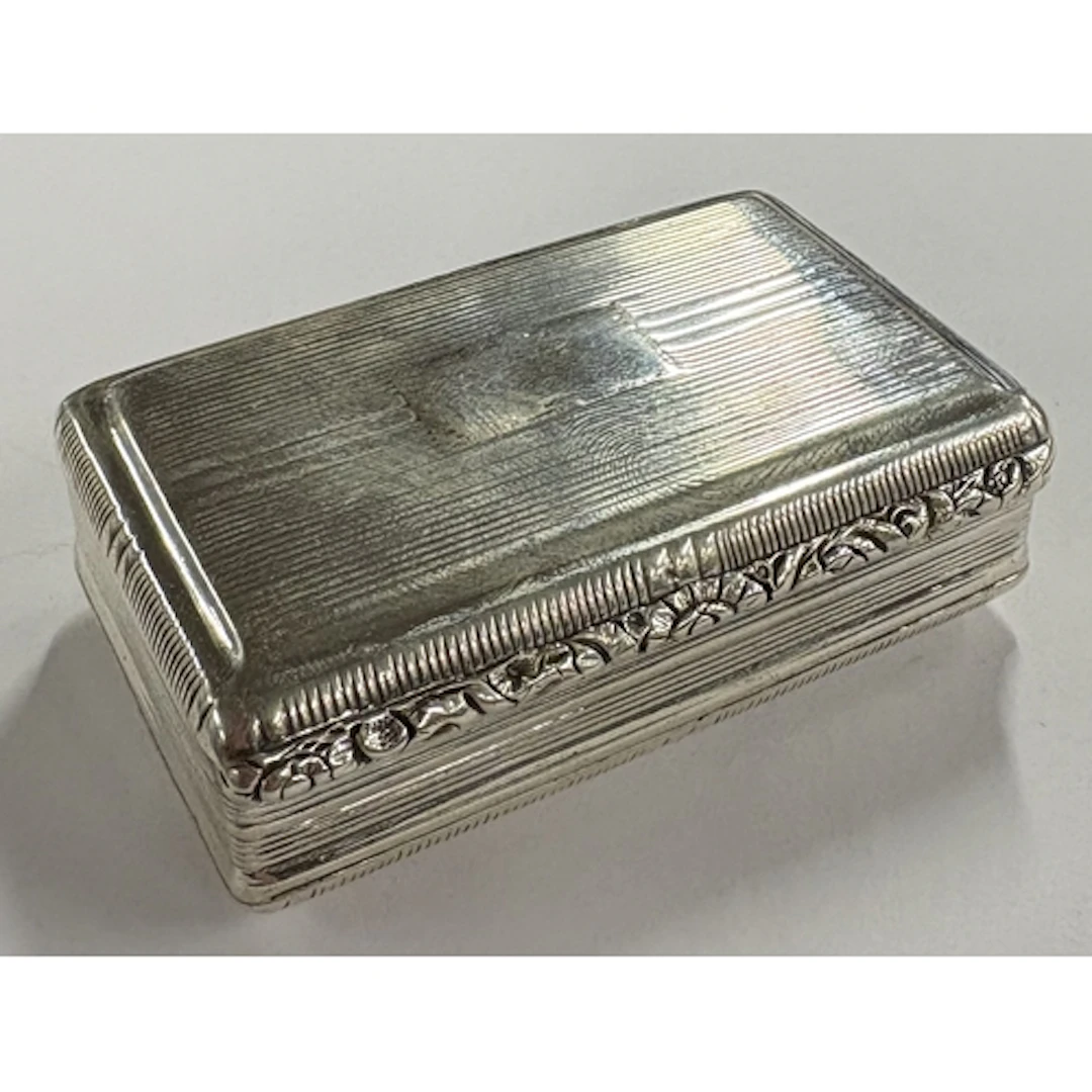 A George III silver snuff box. Birmingham 1819. By John Shaw...