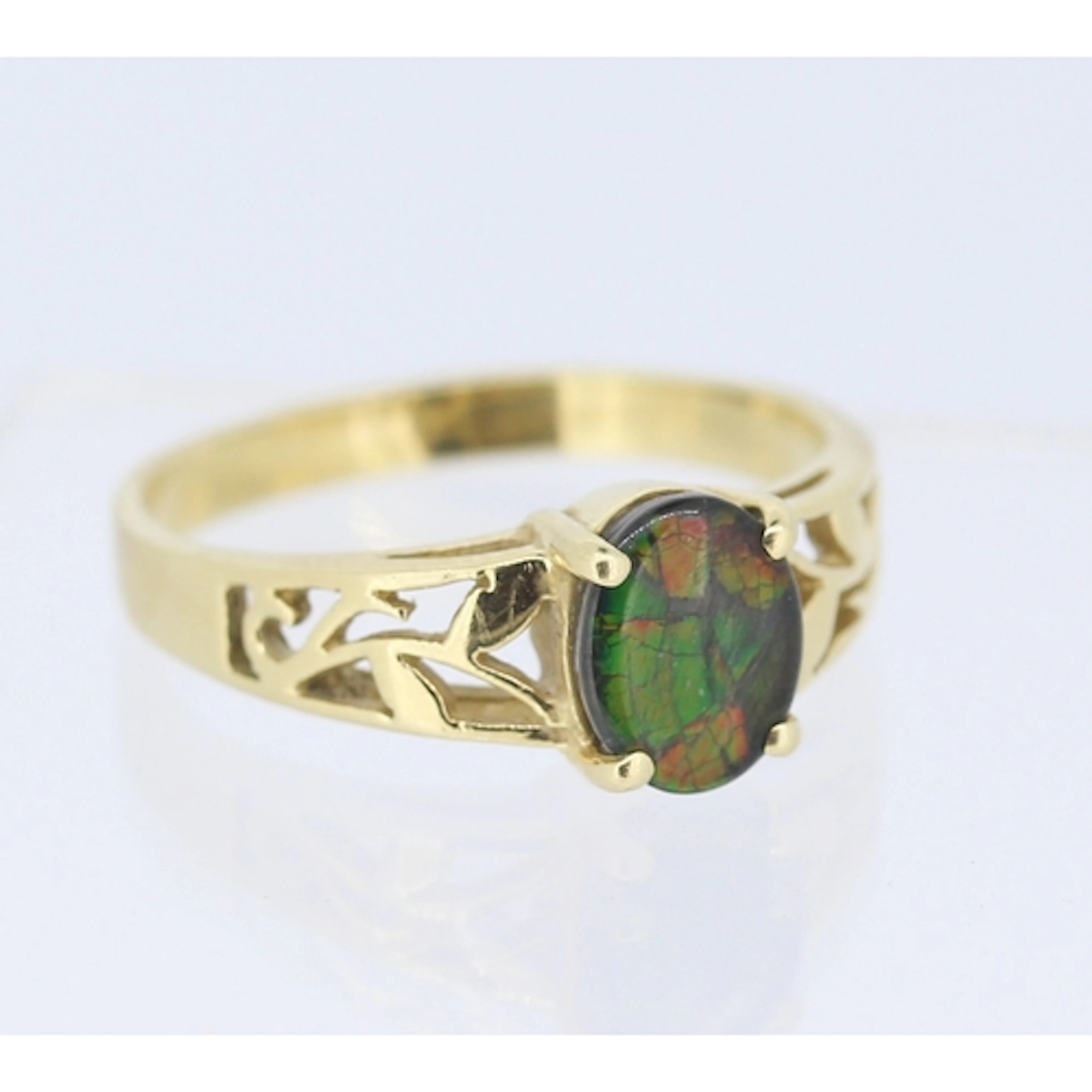 Ammolite Set Single Stone Ring Leaf Motif to Shoulders Mount...