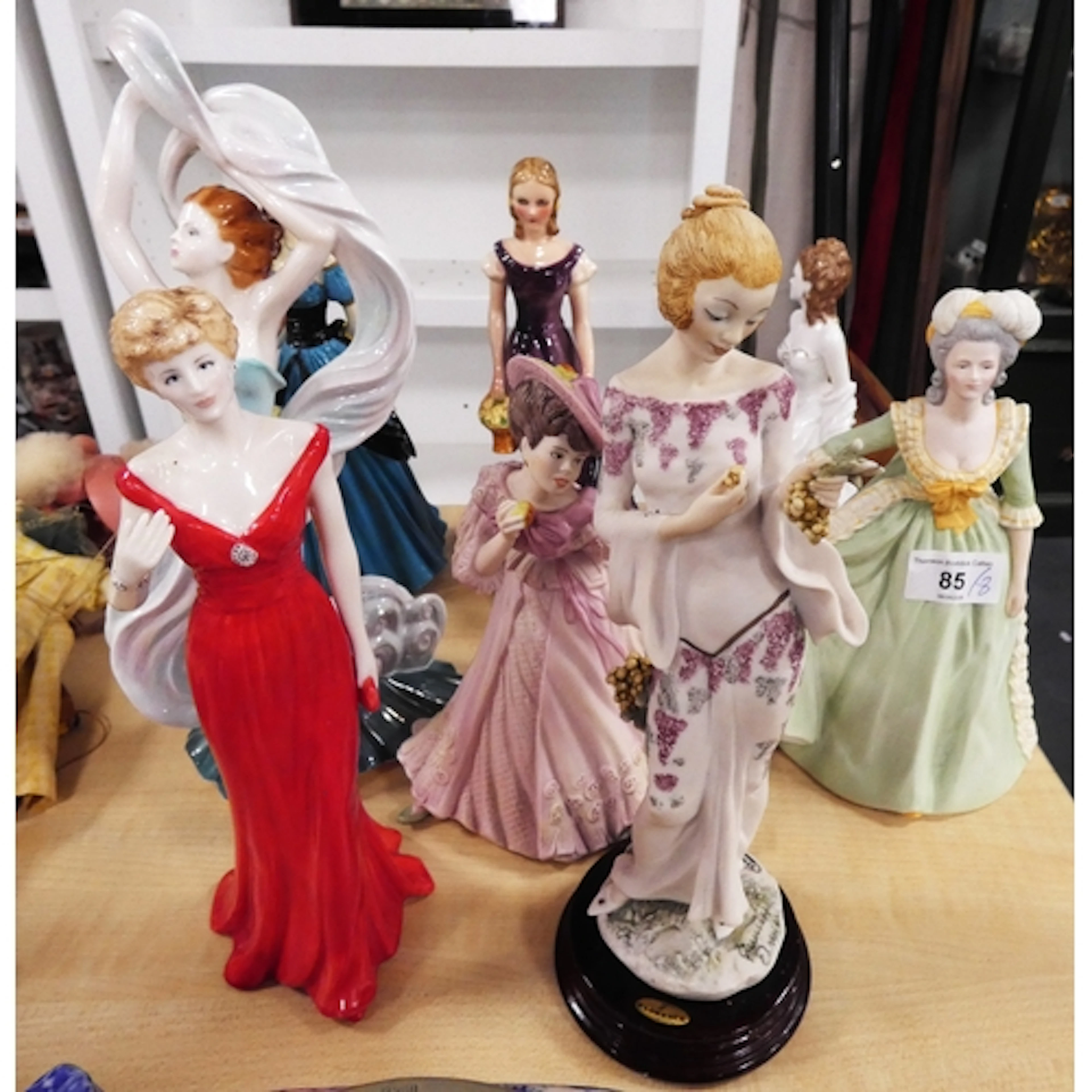 Group of eight Wedgwood, Royal Worcester and Franklin Mint p...