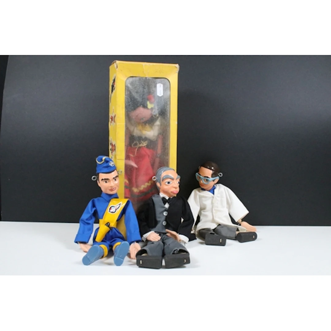 Collection of marionette puppets to include boxed Pelham Pu...