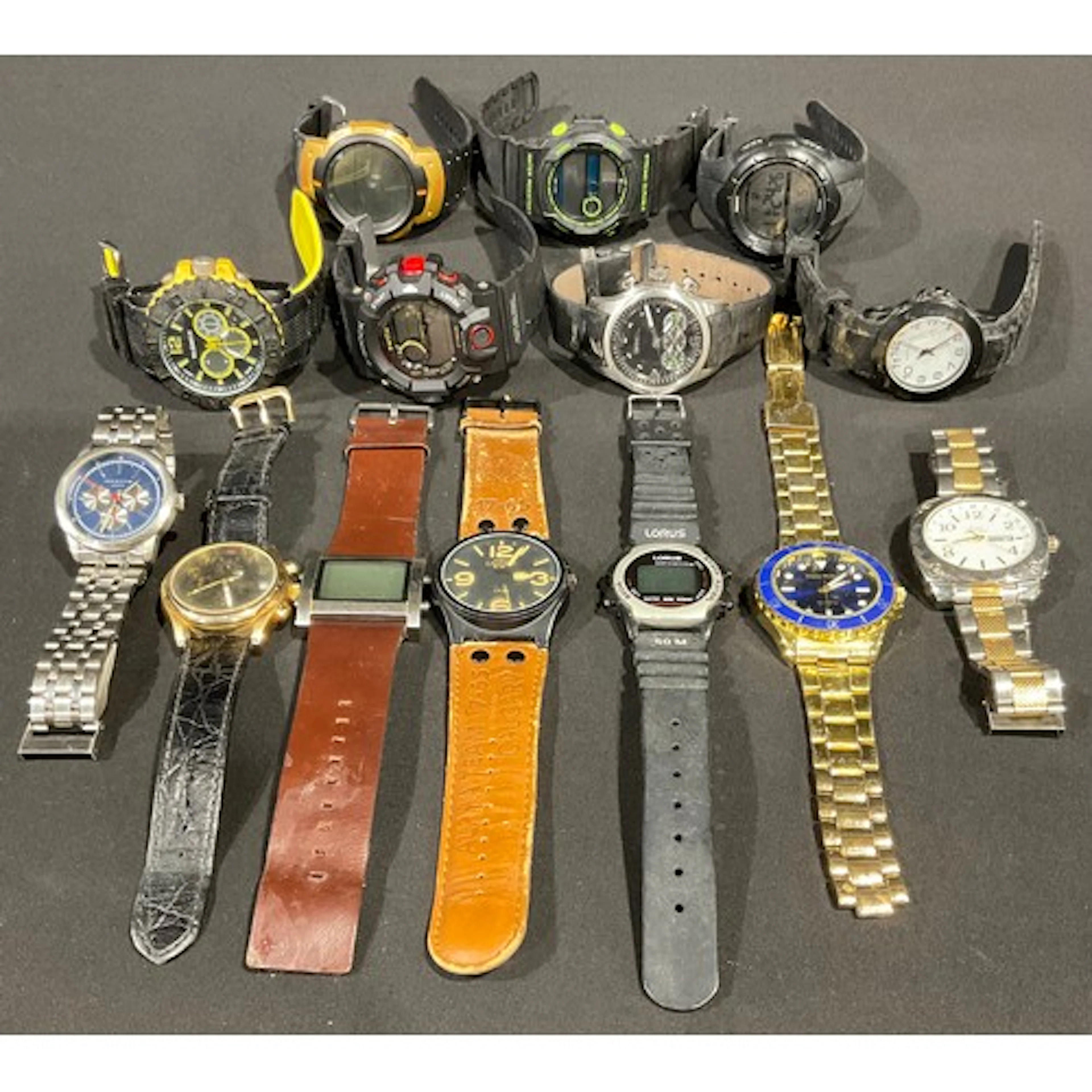An Assortment of Watches to include Alain Miller, Breil, Ide...