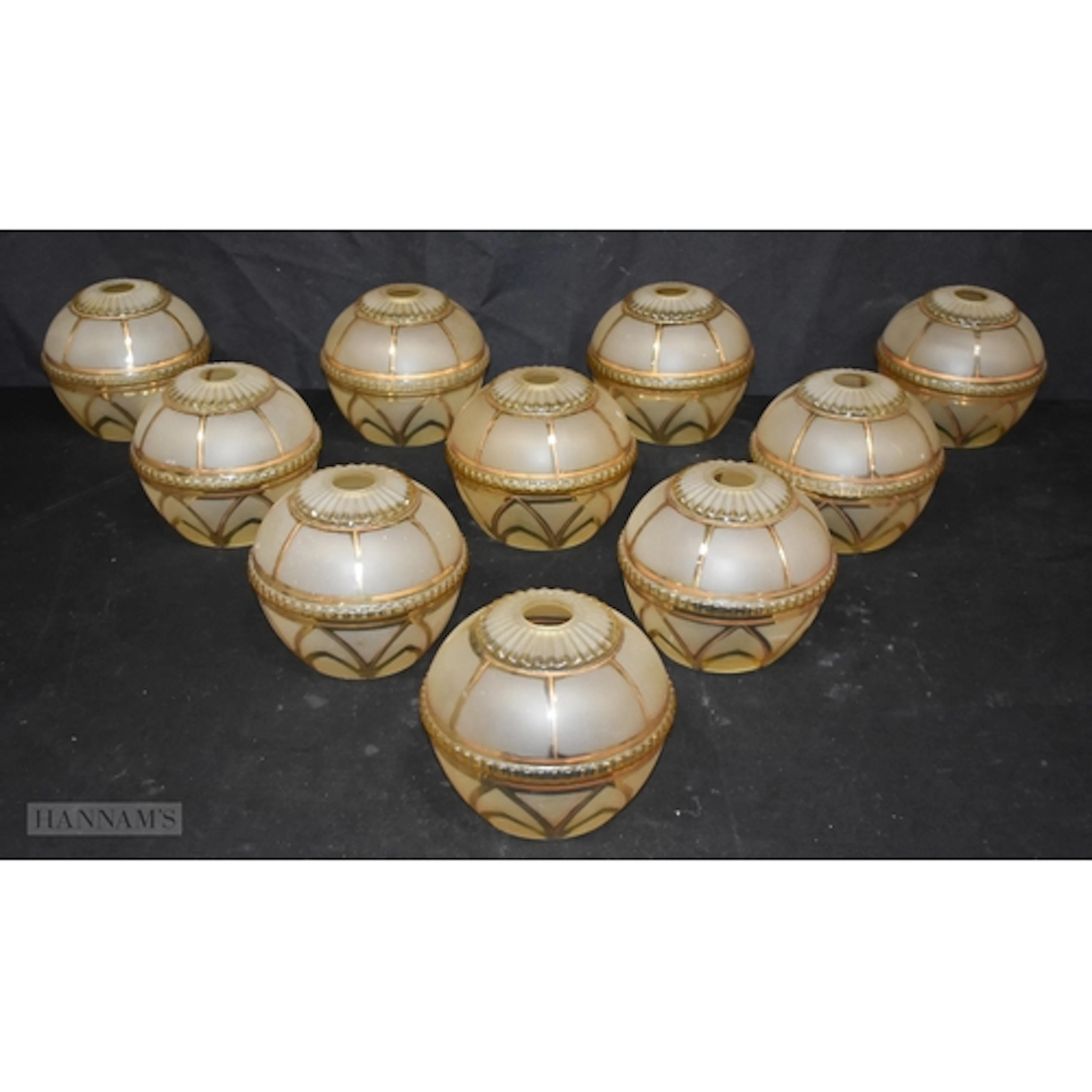 A collection of Mid century Art Deco style glass lamp shade...