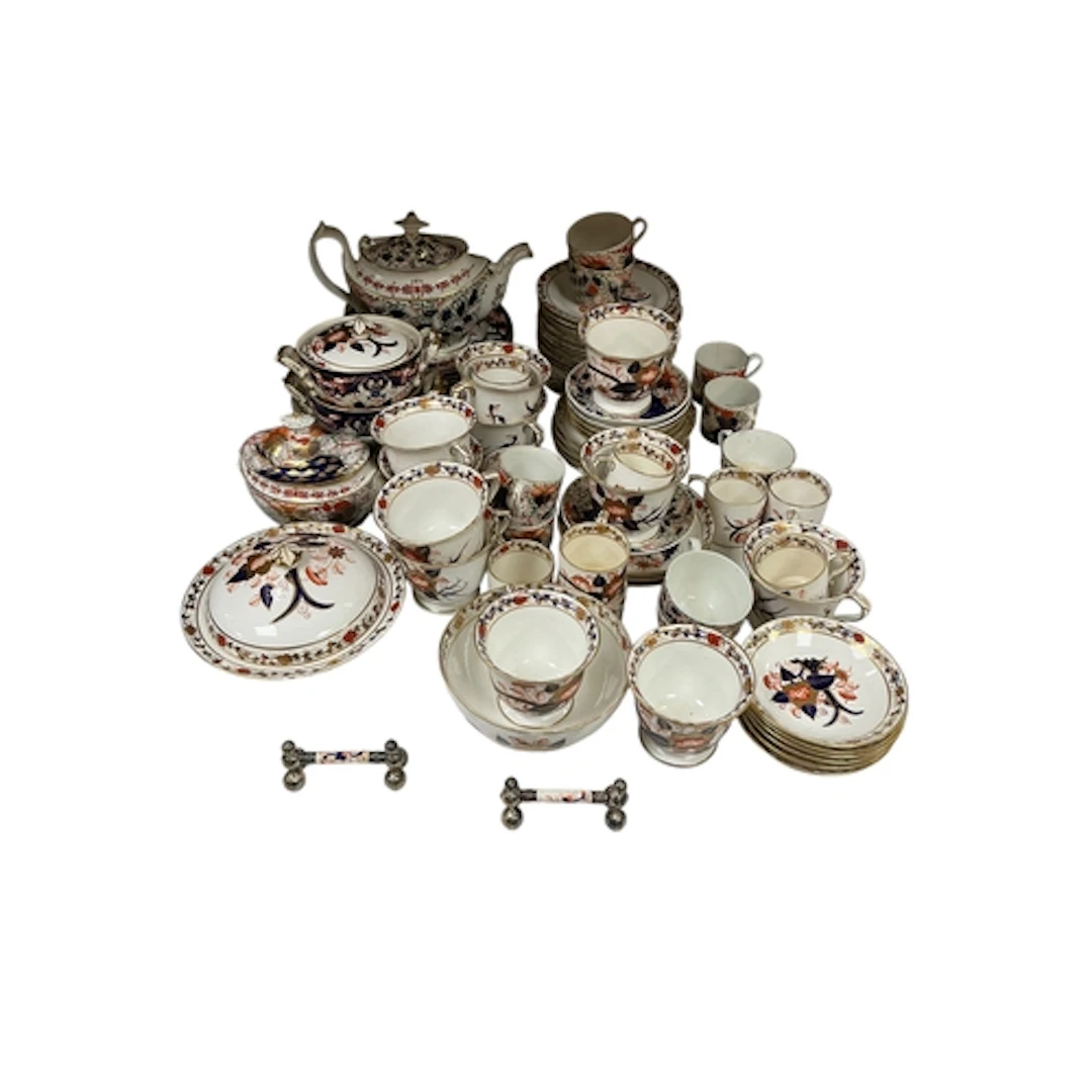 A group of early 19th century part sets of Imari pattern tea...