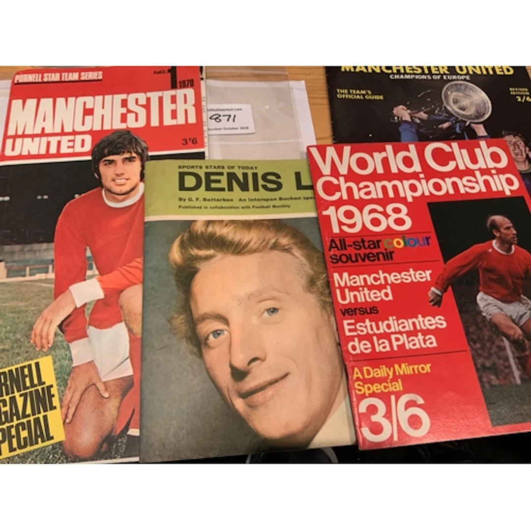 Manchester United Football Publications: Includes Purnell pu...