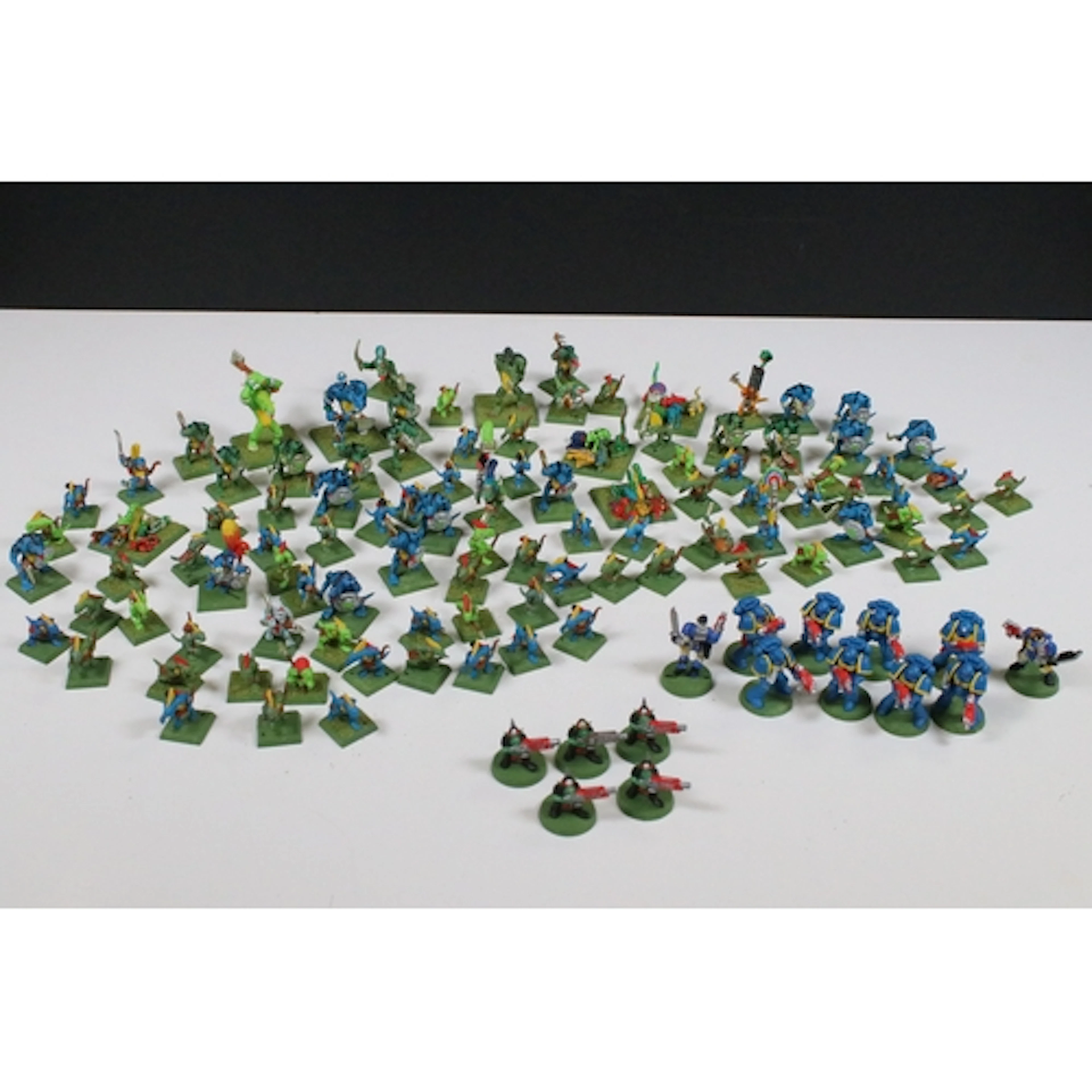 Games Workshop / Fantasy Gaming - Collection of painted plas...