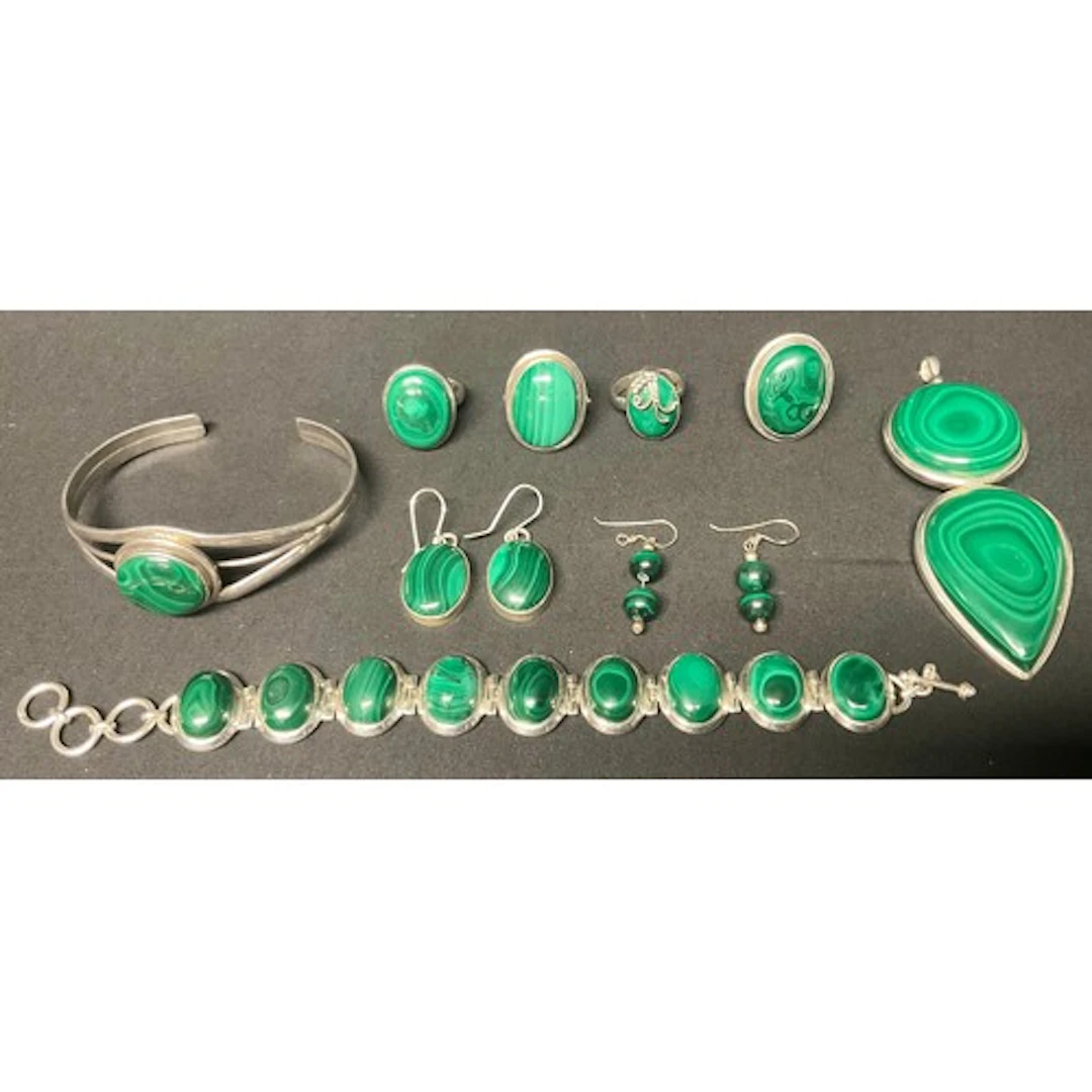 A malachite and silver metal nine cabochon panel bracelet, s...