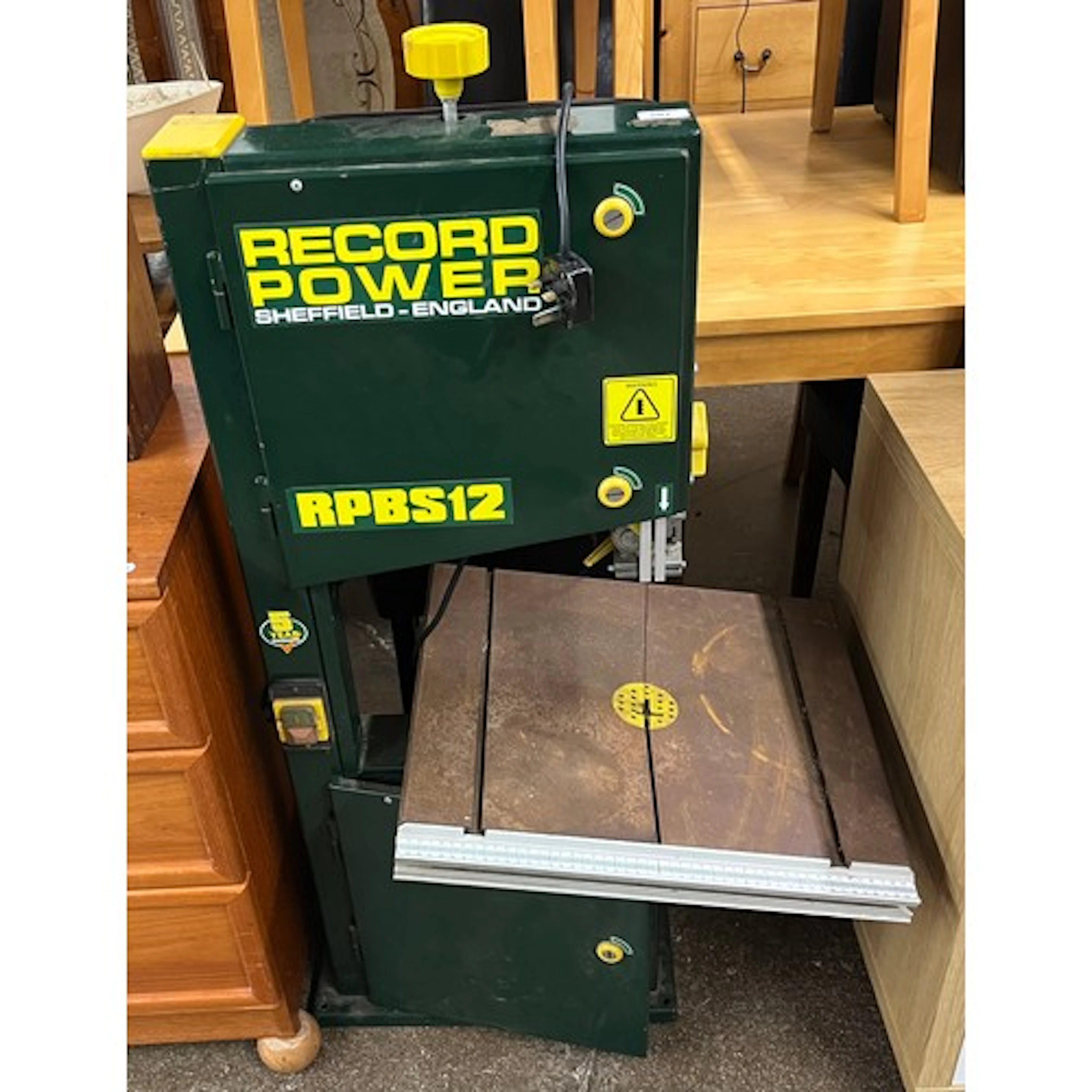 Record Power tail table top band saw.