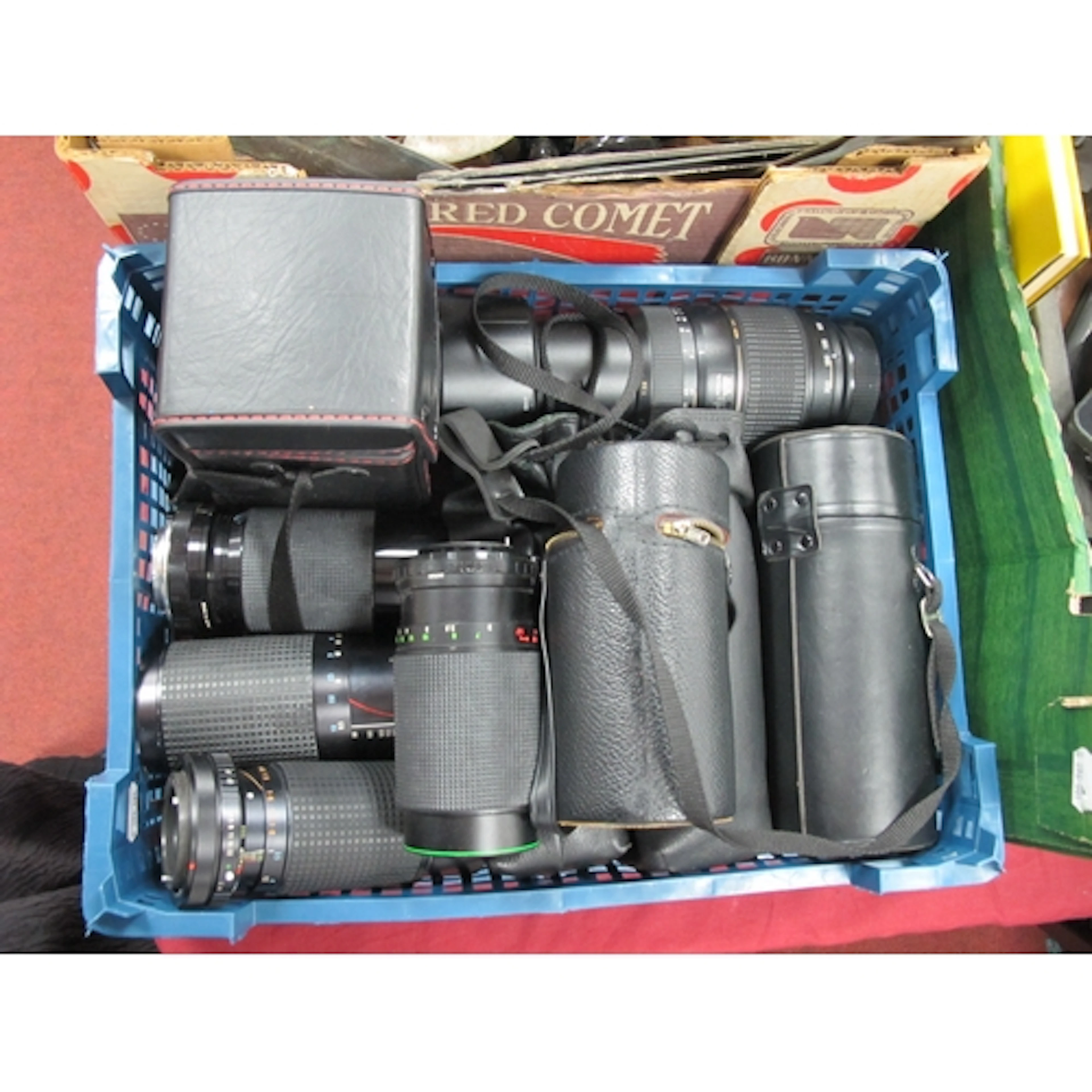 Camera lenses; Tamron af 70-300mm f/4-5.6 tele macro LD DI, ...