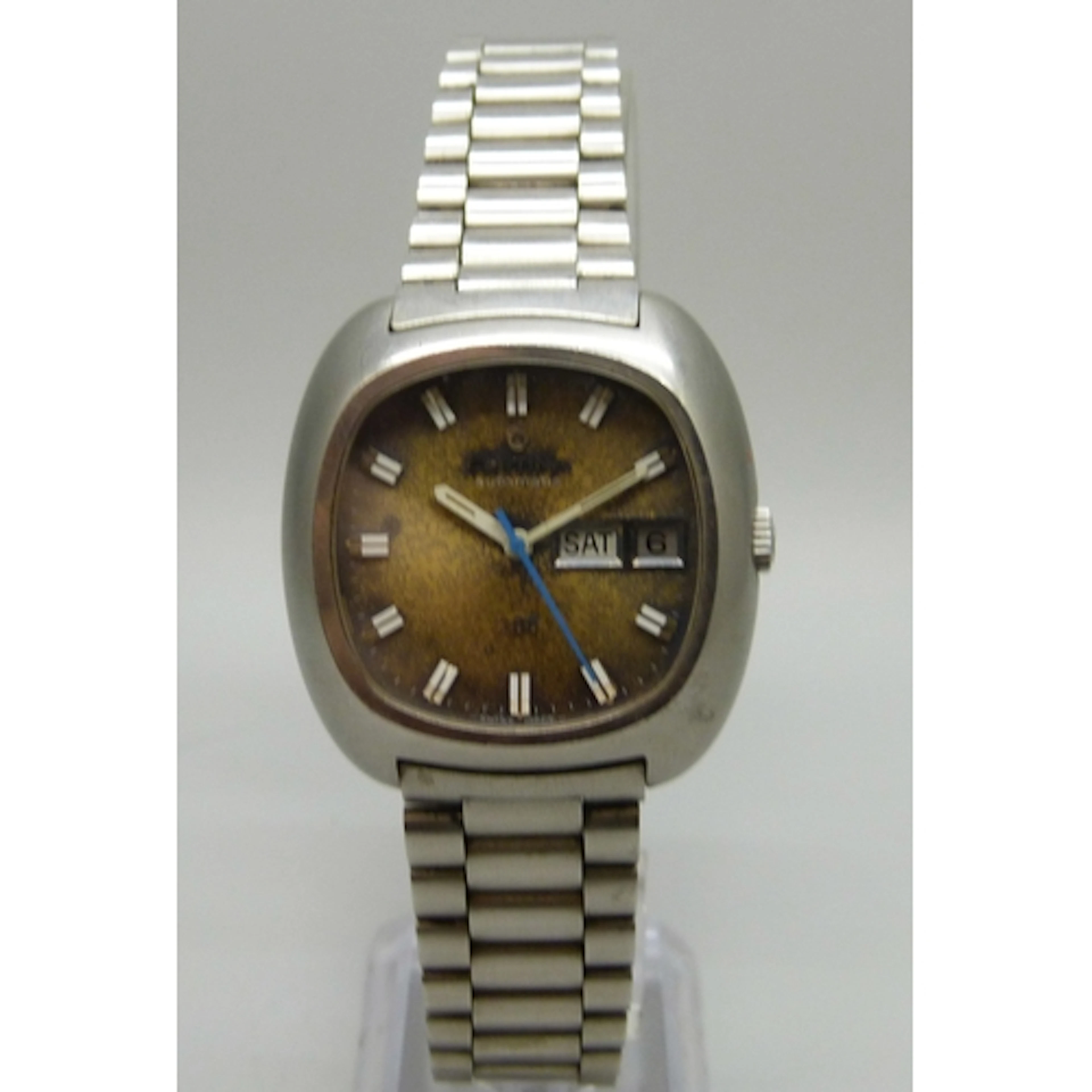 A Certina 288 wristwatch with day/date aperture, personalise...