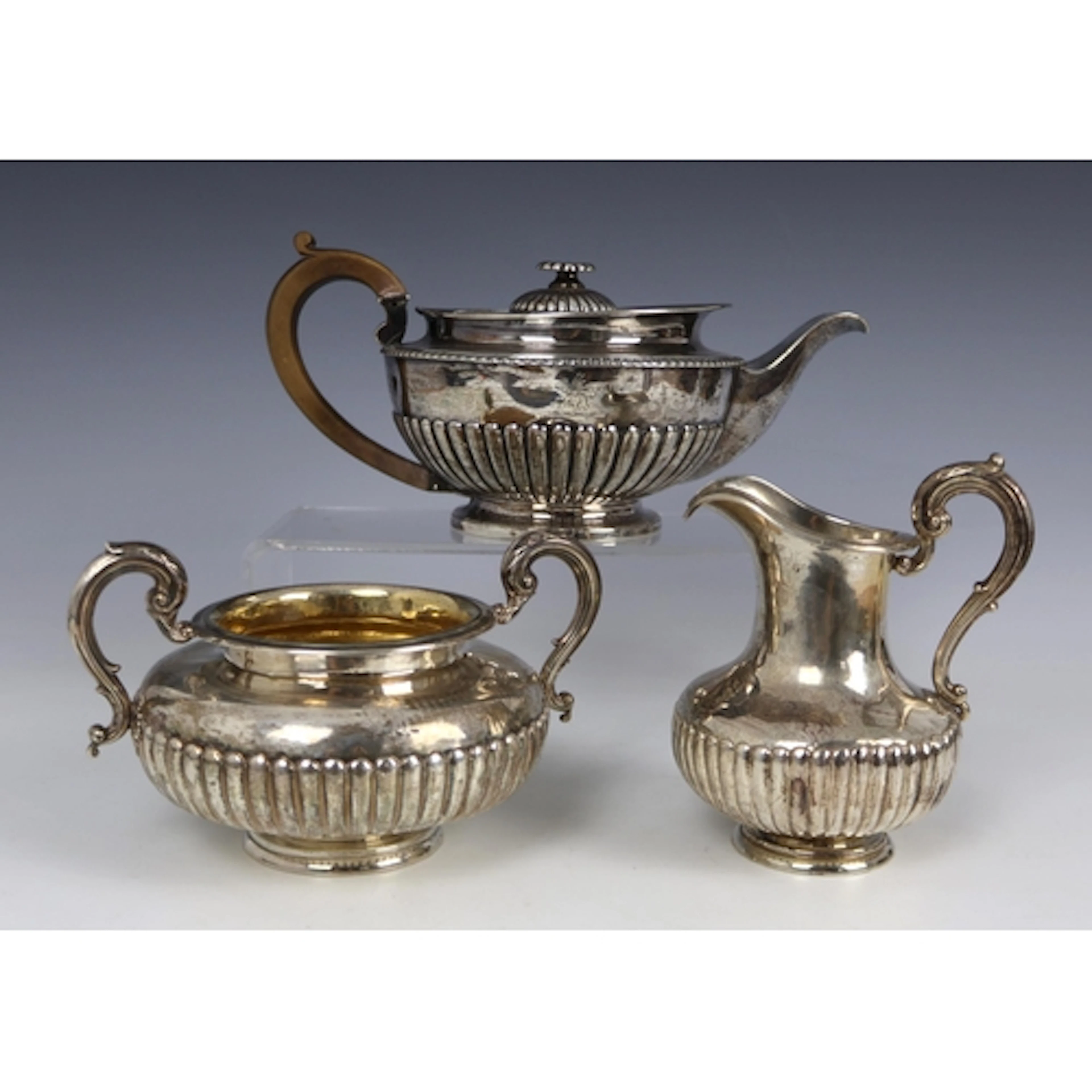 A George III silver tea pot, William Burwash, London 1814, o...
