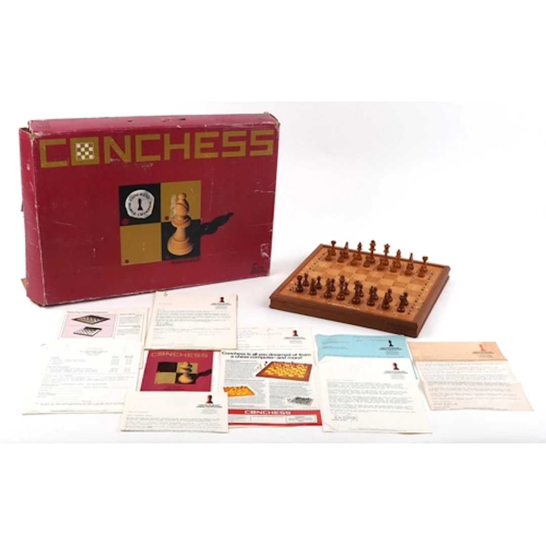 Vintage Conchess Ambassador electric chess set with board, f...
