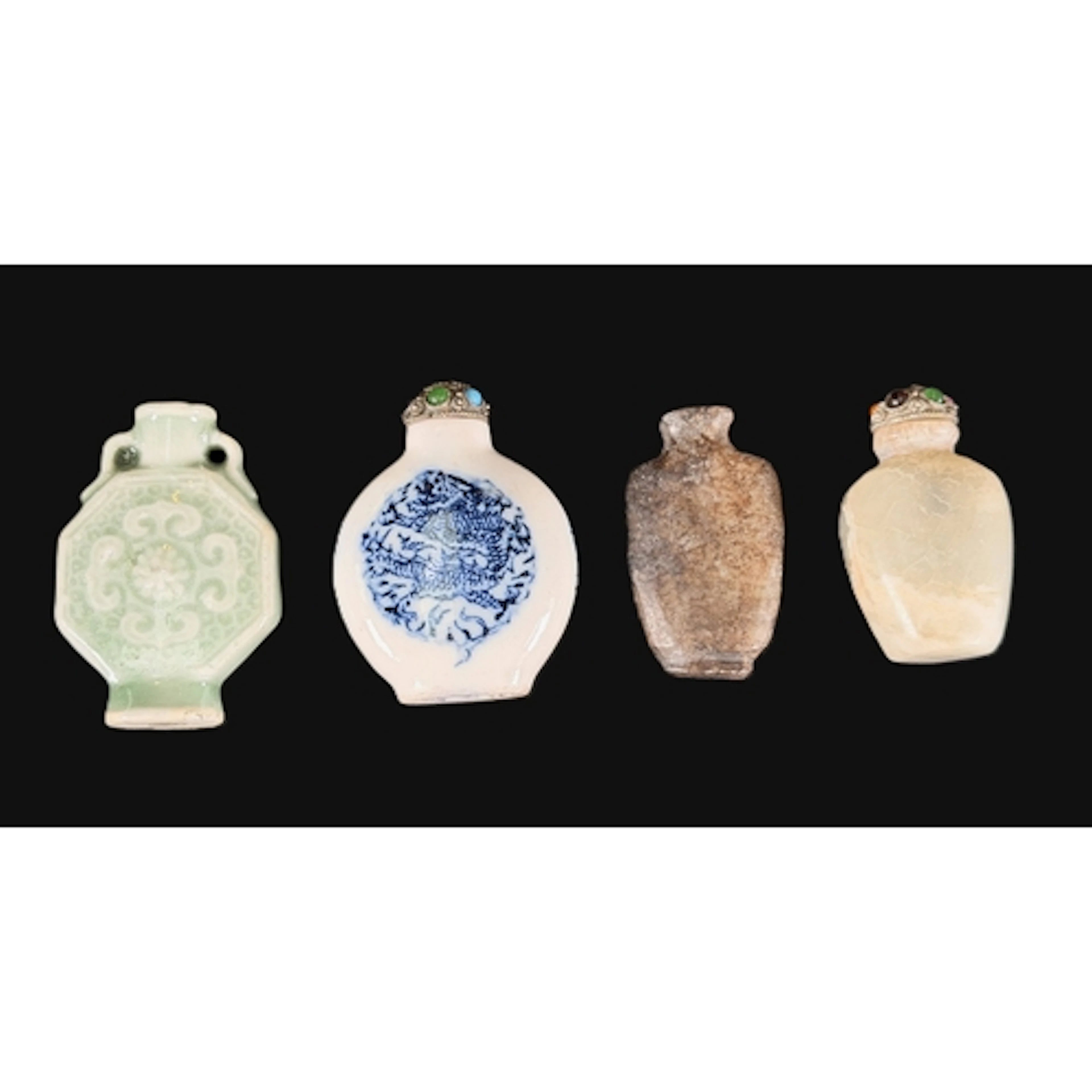 A collection of four Chinese snuff bottles