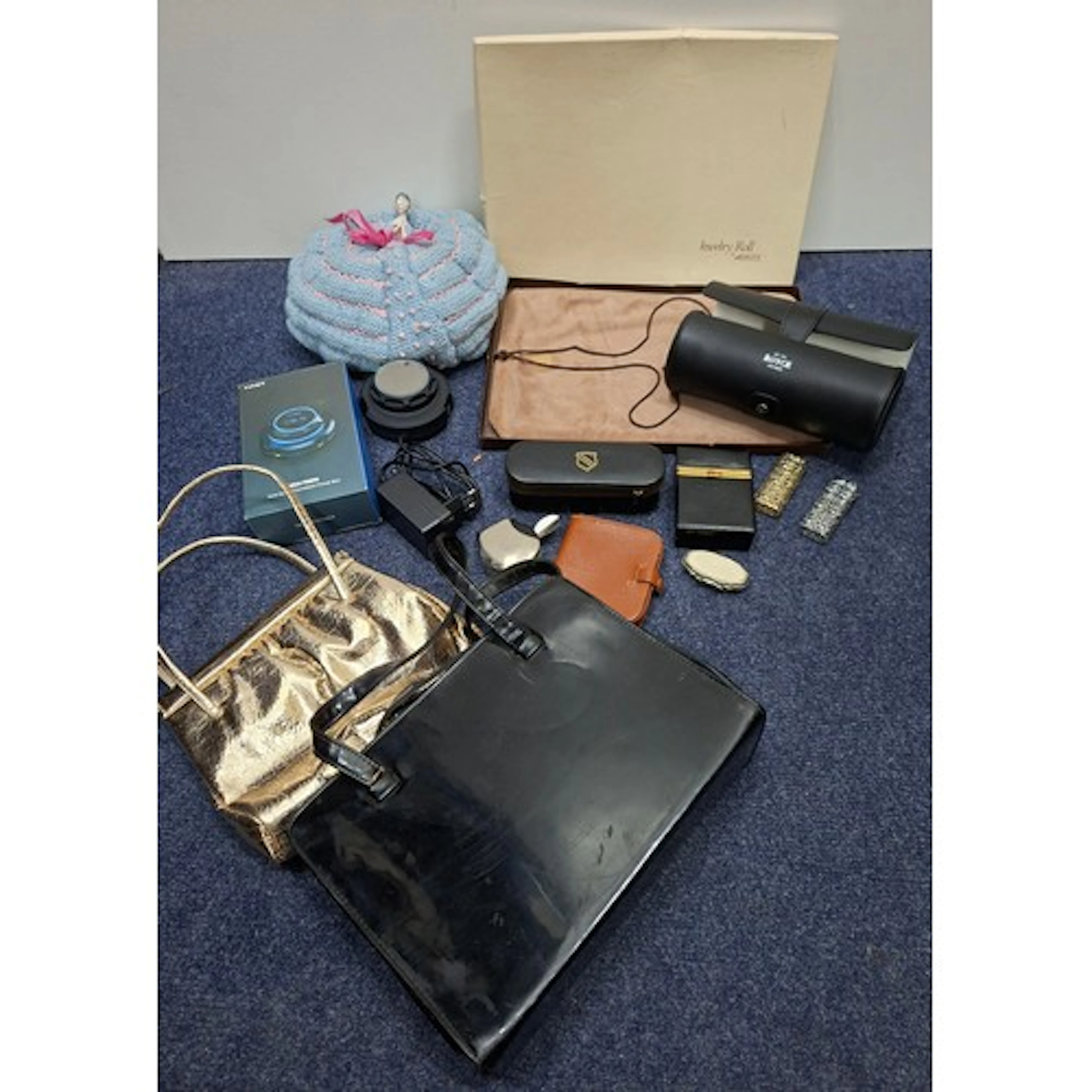 Mixed decorative items to include 2 jewellery rolls, a boxed...