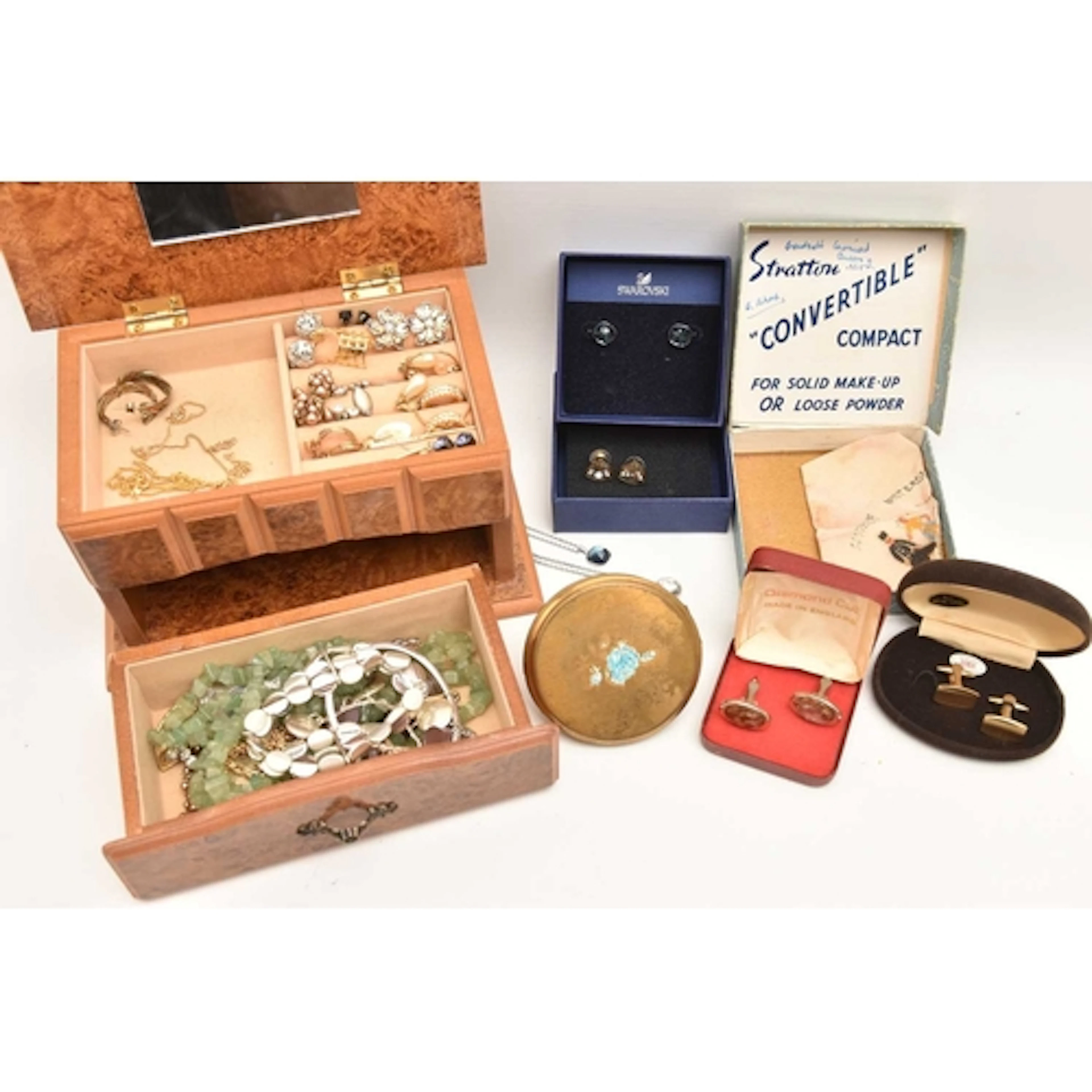 AN ASSORTMENT OF COSTUME JEWELLERY, to include a 'Swarovski'...