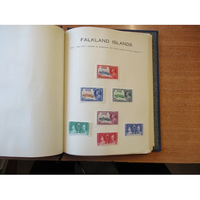 1935 Silver Jubilee and 1937 Coronation sets mint mounted in...