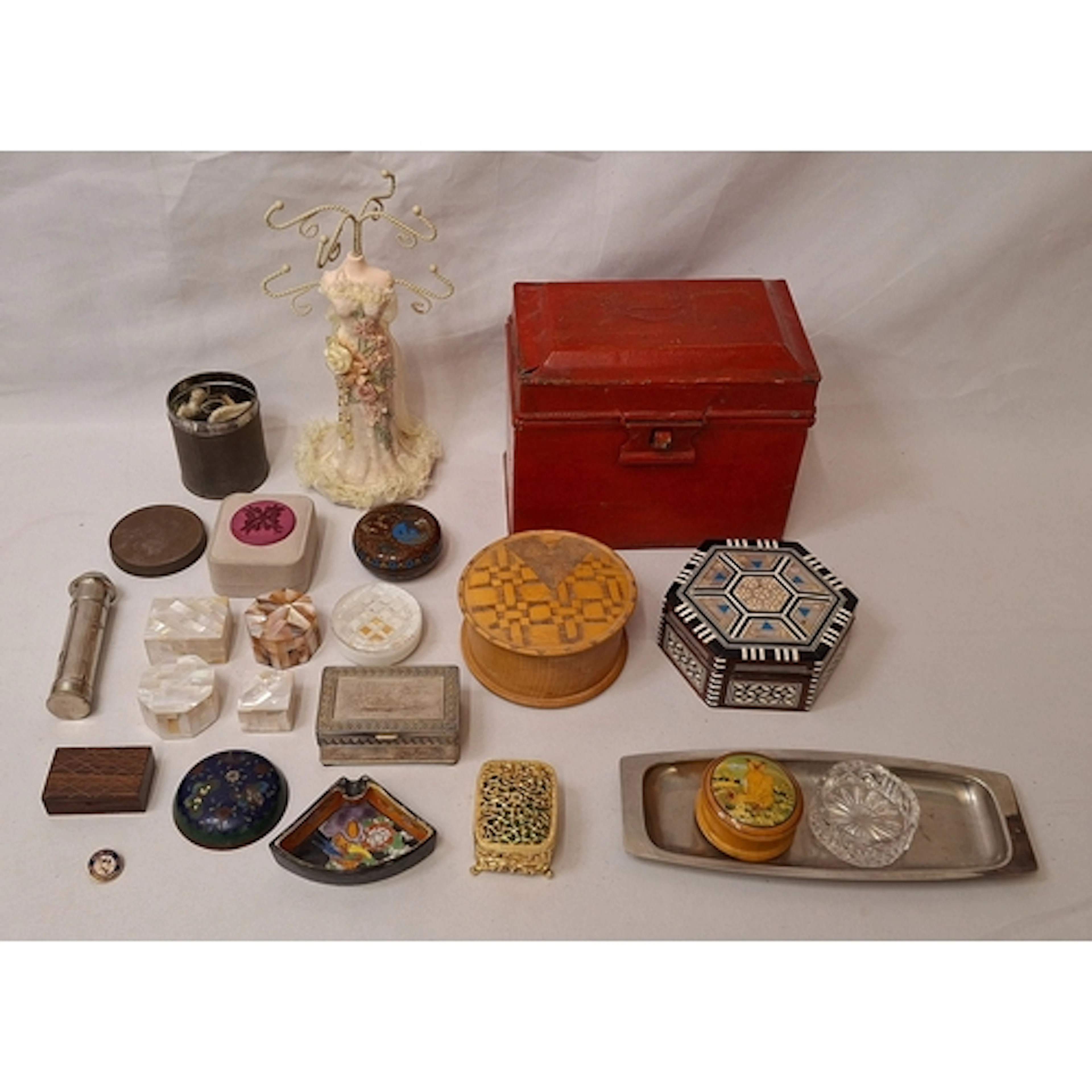 Octagonal Inlaid Mother of Pearl Box, smaller jewellery boxe...