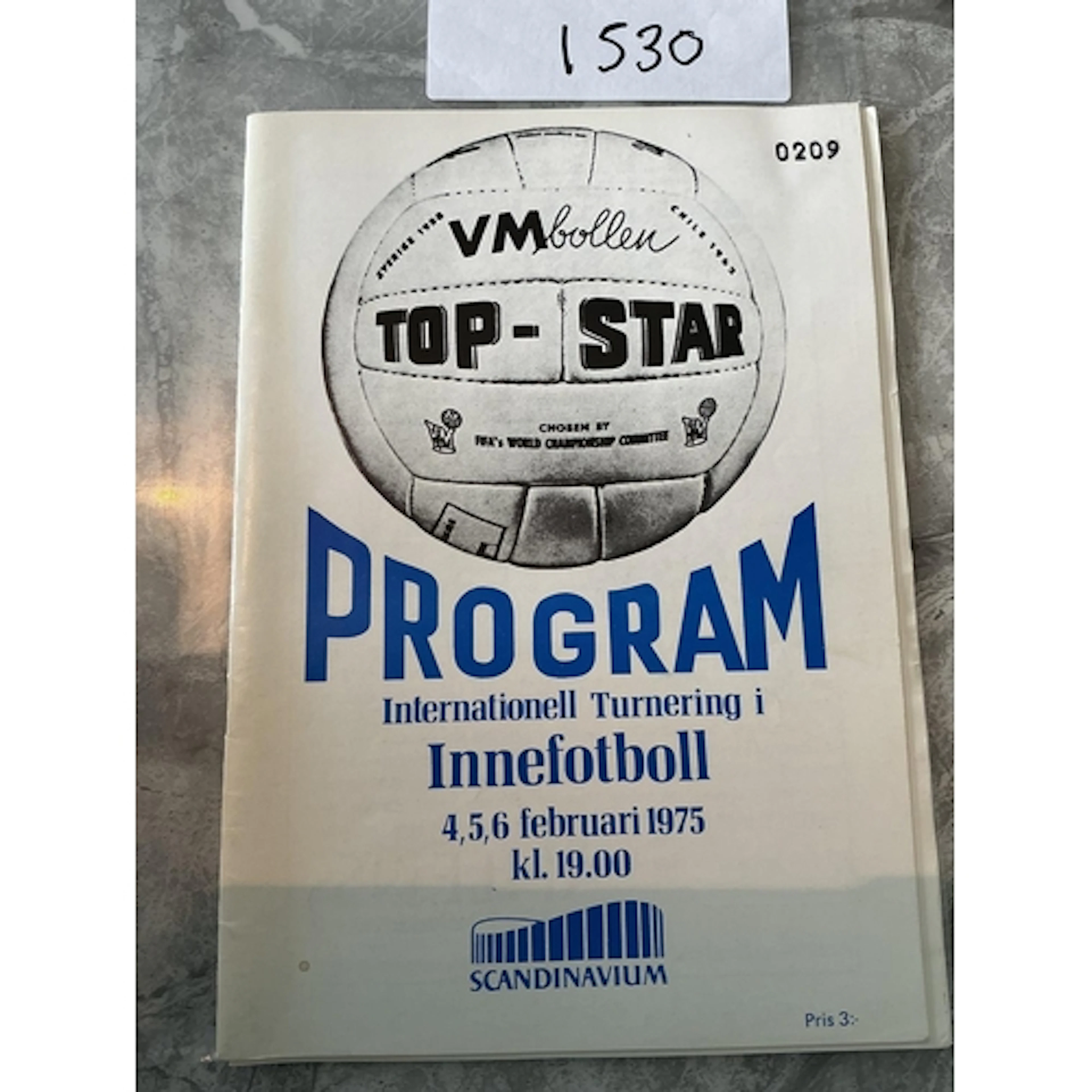 1975 Ipswich + Glasgow Rangers Tour Football Programme: 32 p...