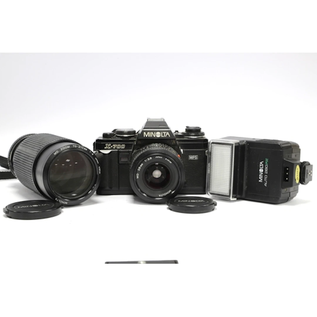 Minolta X-700 MPS 35mm SLR Film Camera with attached Minolta...