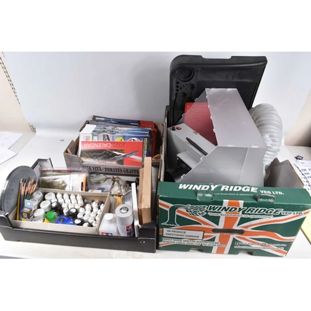 A COLLECTION OF HOBBYIST TOOLS AND EQUIPMENT, to include a S...