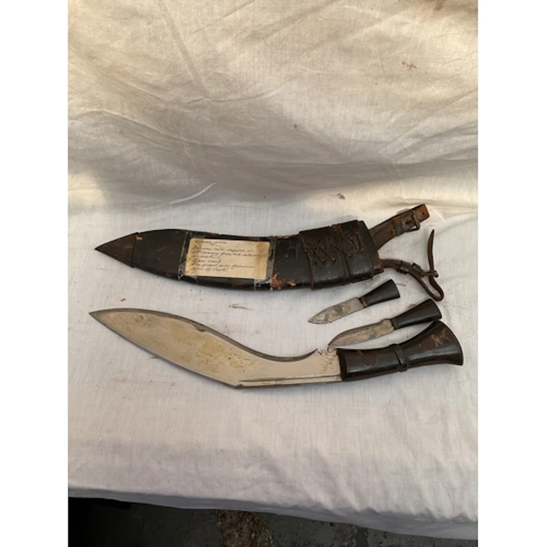Quality Kukhri and skinning knives.