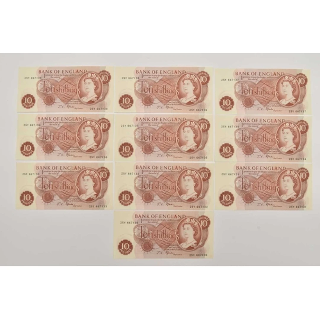 Banknote. 10 x Ten Shilling notes Fforde consecutively numbe...