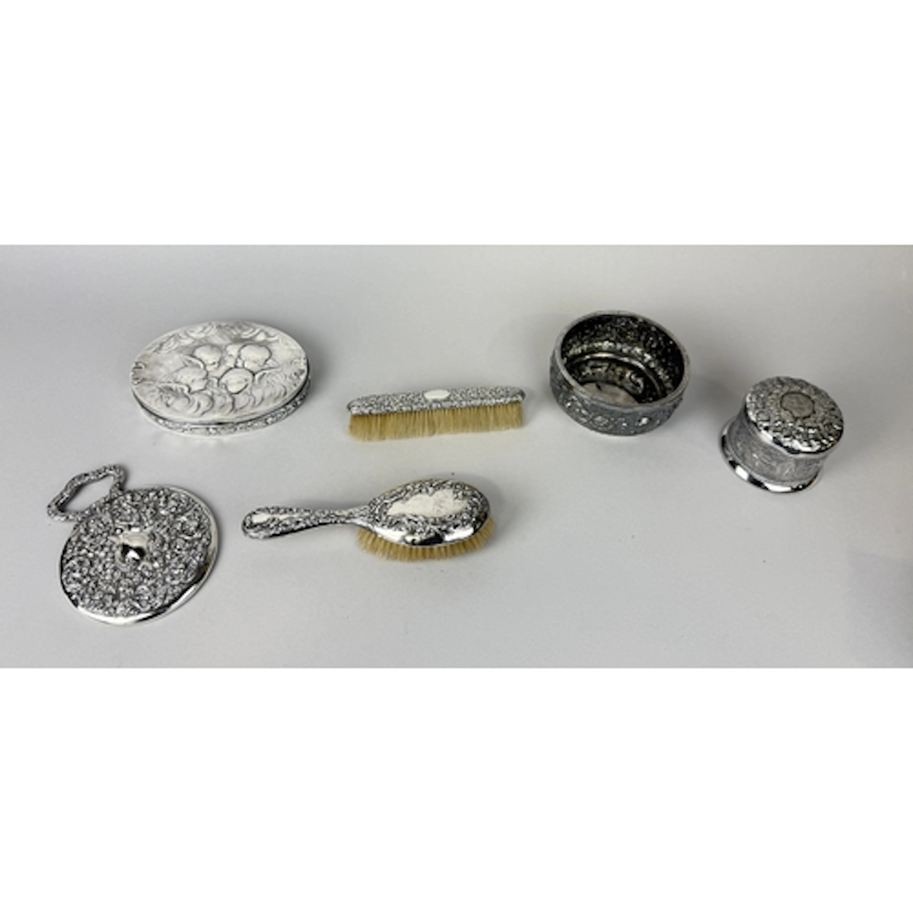 SILVER AND SILVER PLATE, INCLUDING A SILVER WILLIAM COMYNS J...