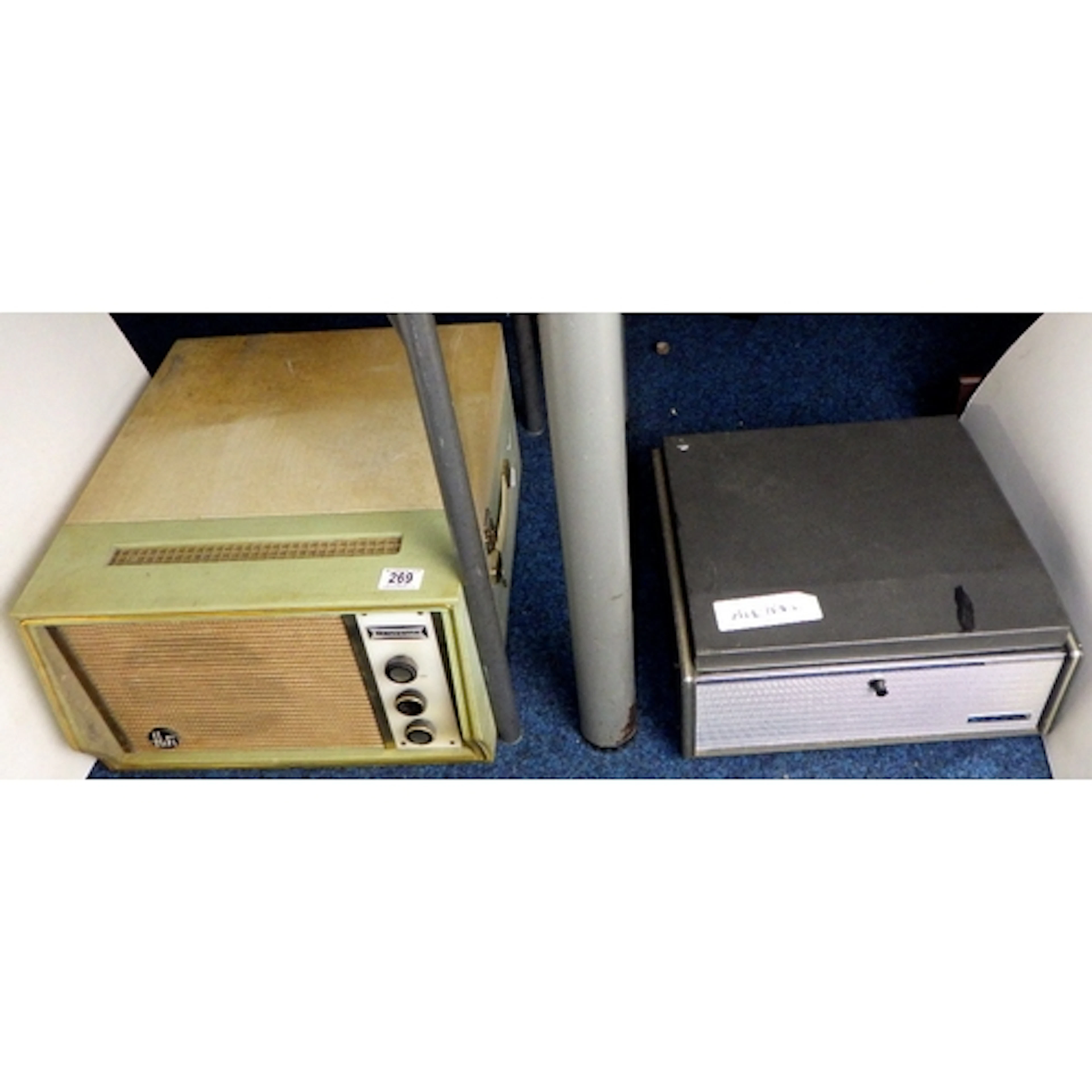 A table top record player & a reel-to-reel (2)