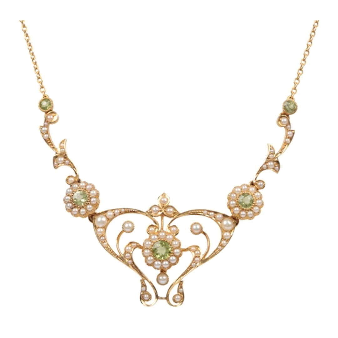 An Edwardian seed pearl and chrysoberyl necklace, early 20th...