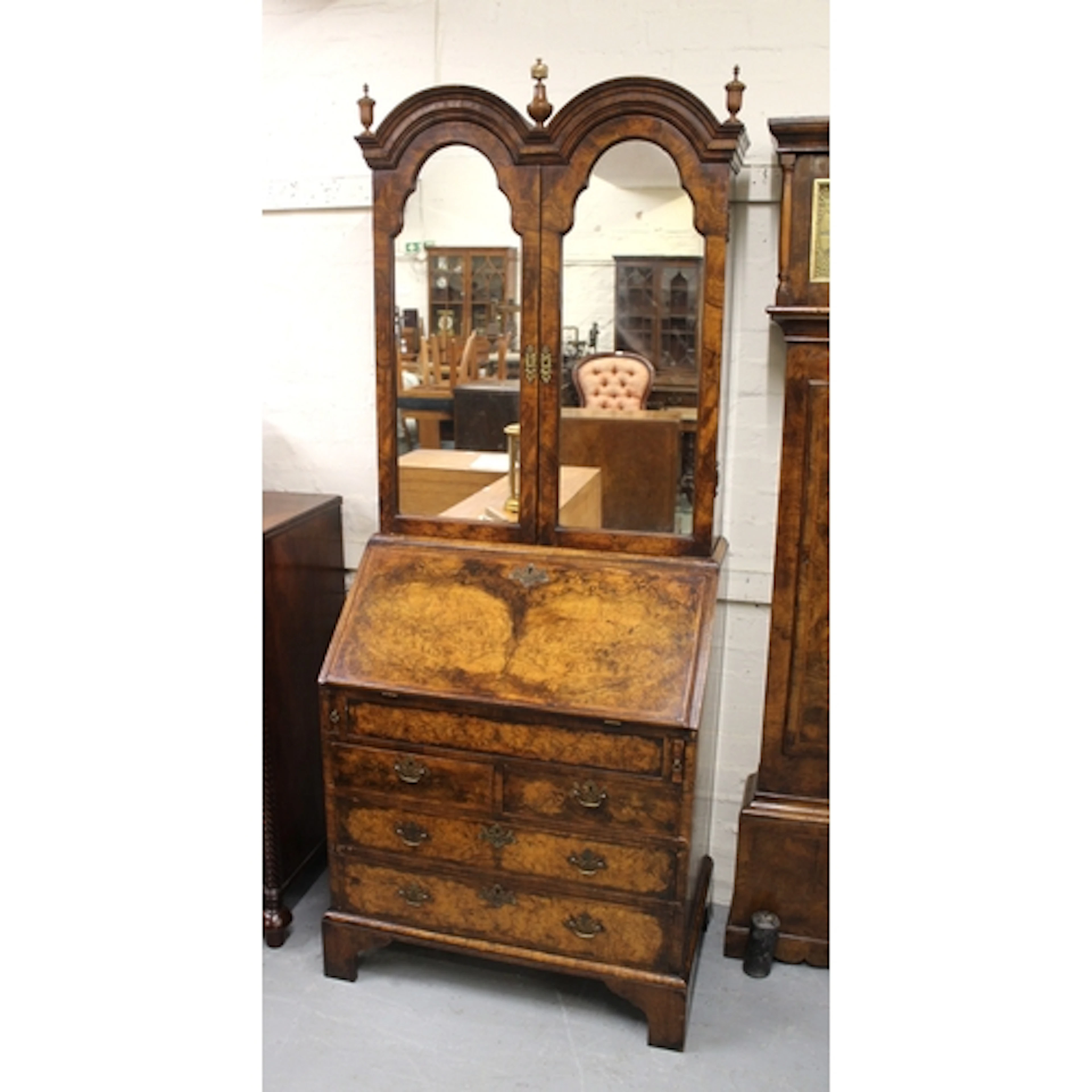 Early 20th Century figured walnut bureau / bookcase in Queen...