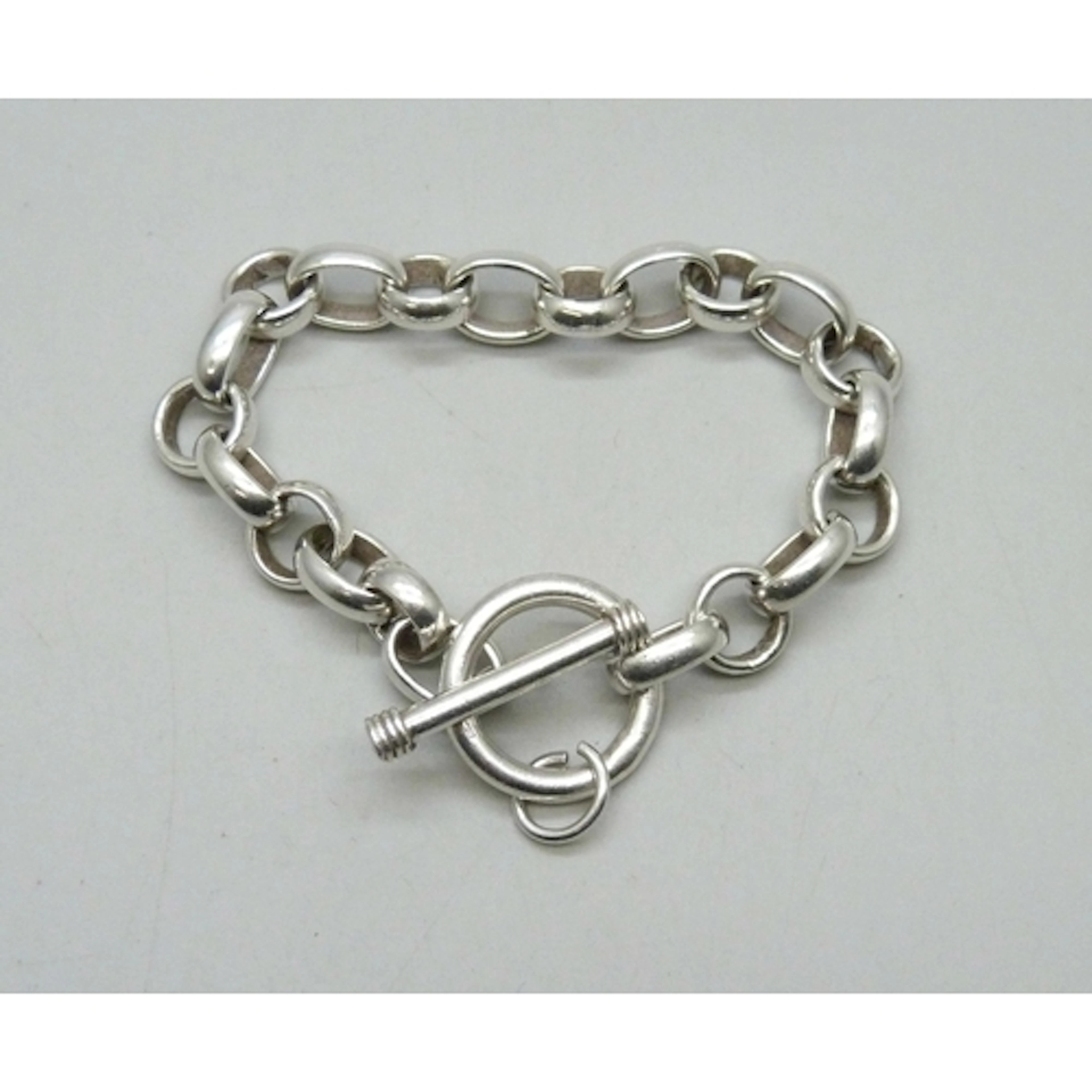 A chunky silver bracelet, hallmarked, 50g, 20.5cm