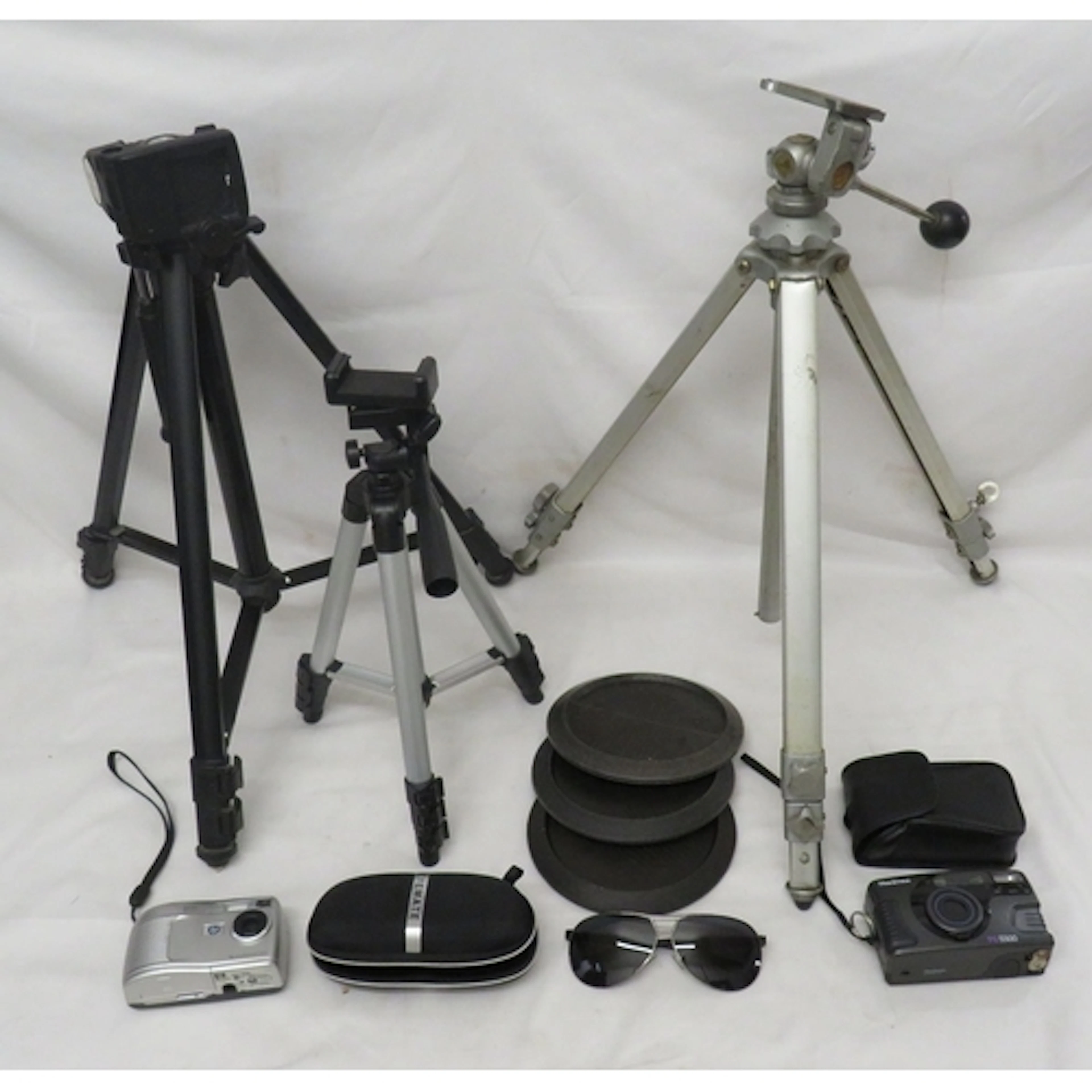 Vintage Tripod, unnamed, 800 tripod, small tripod in bag, pa...