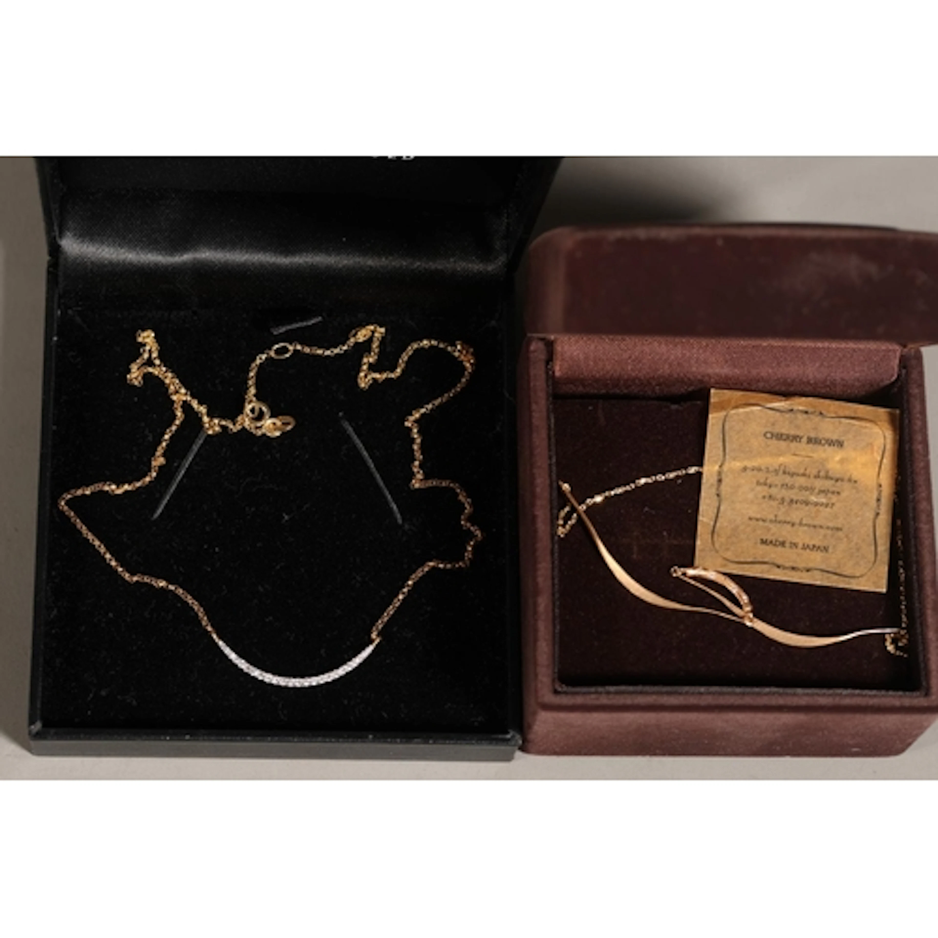 Carissima Gold 9ct gold necklace, set with small white stone...