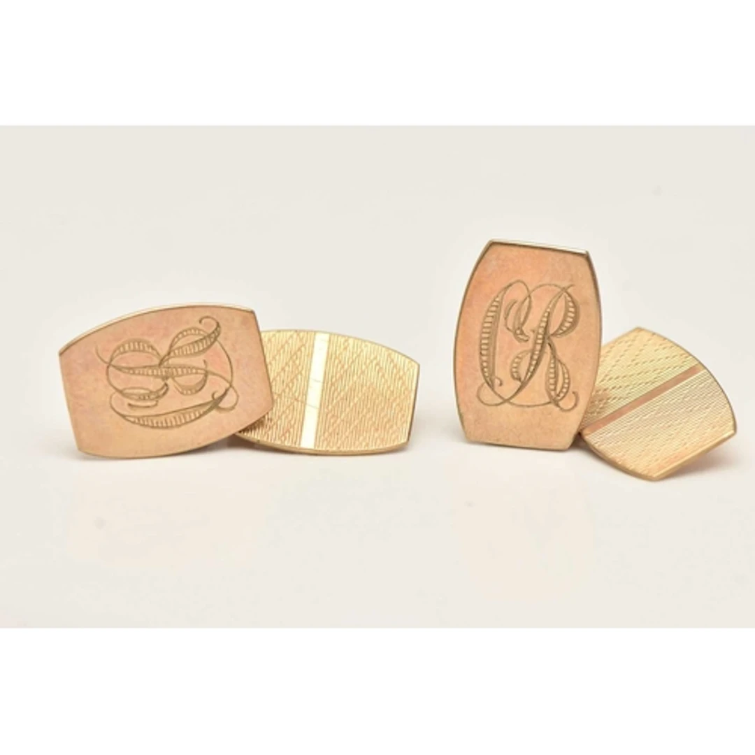A PAIR OF 9CT YELLOW GOLD CUFFLINKS, engine turned pattern a...