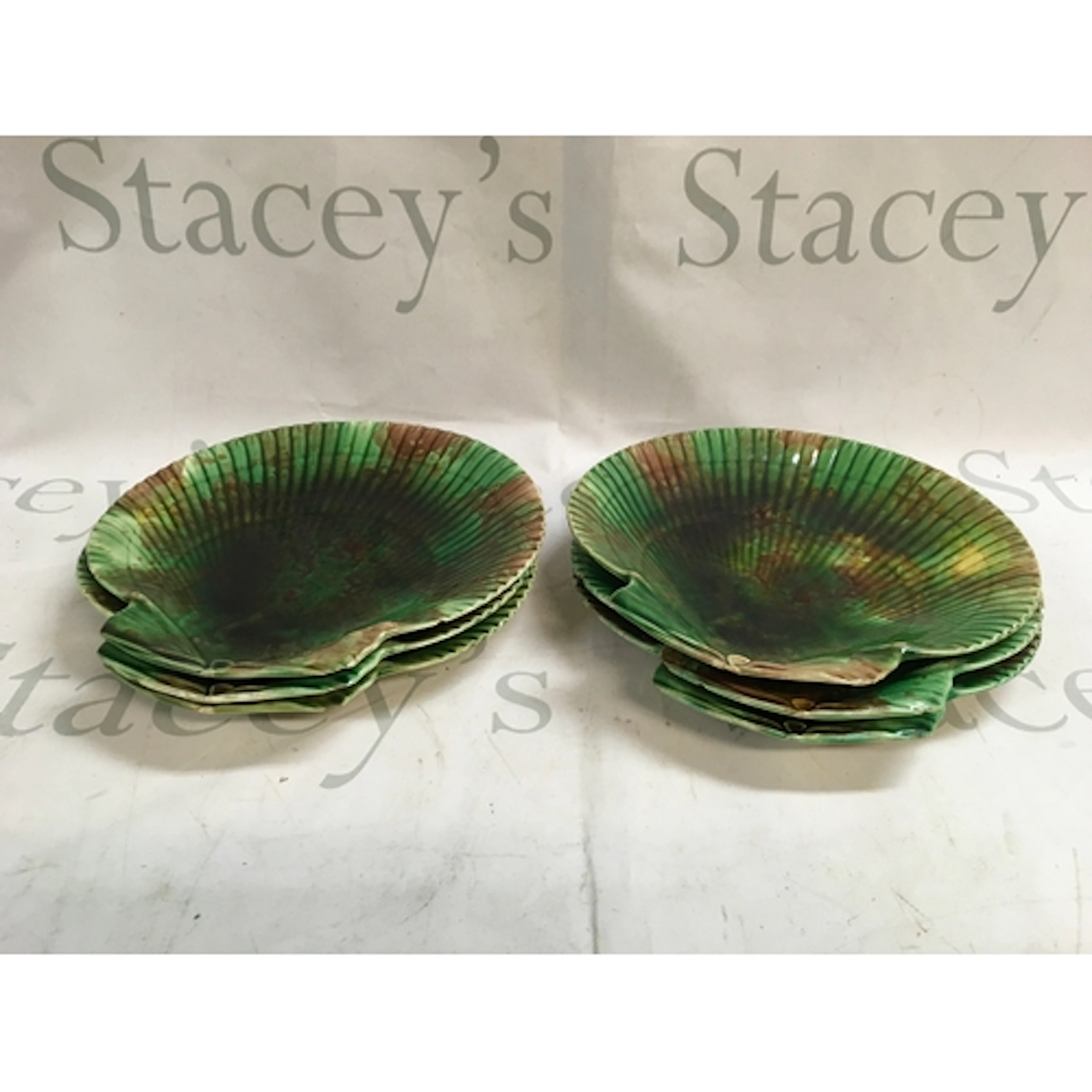Six Wedgewood plates