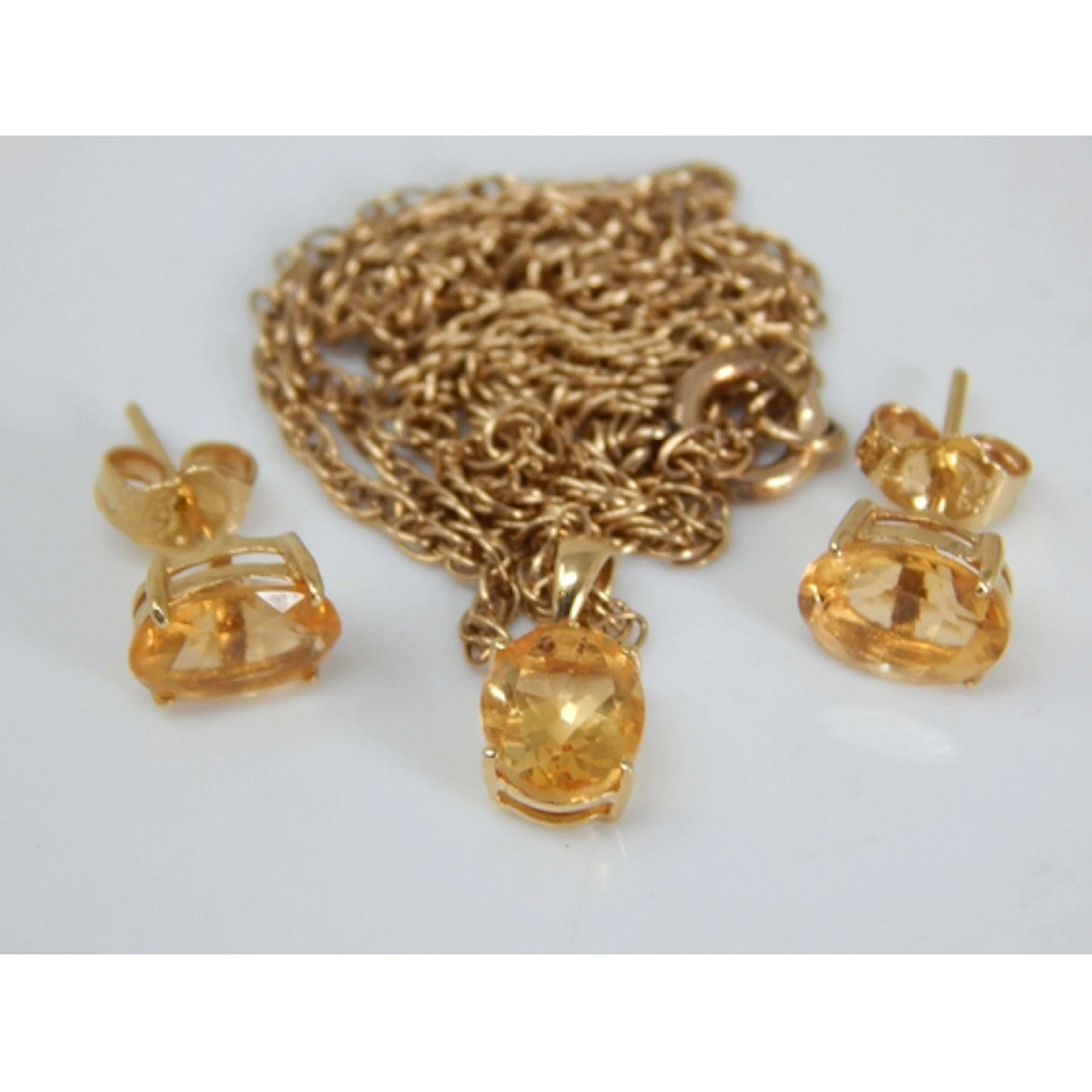 9ct Gold Citrine Set Pendant Necklace 44cm with Matching Ear...