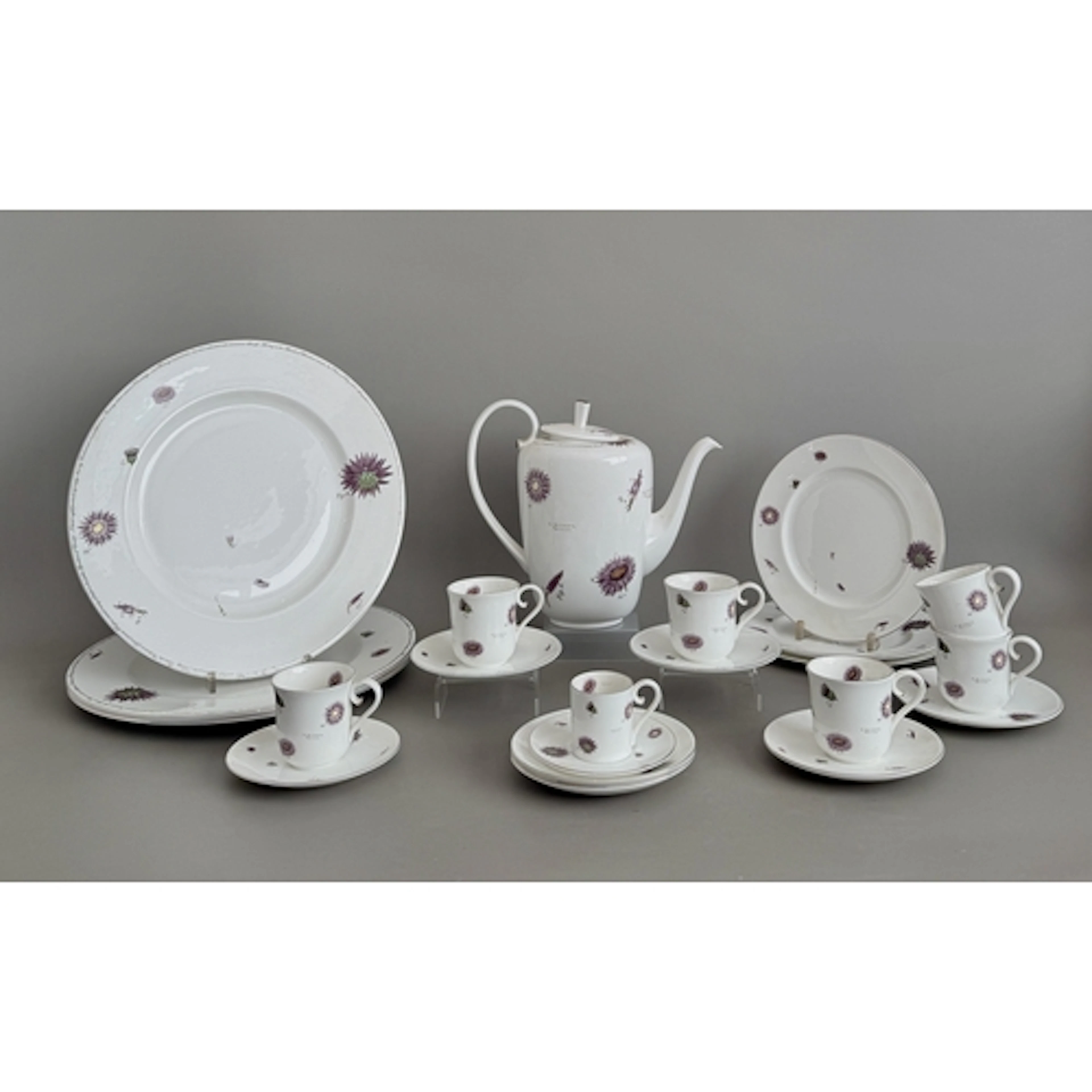An Asprey London platinum plated china tea service - 'Syngen...