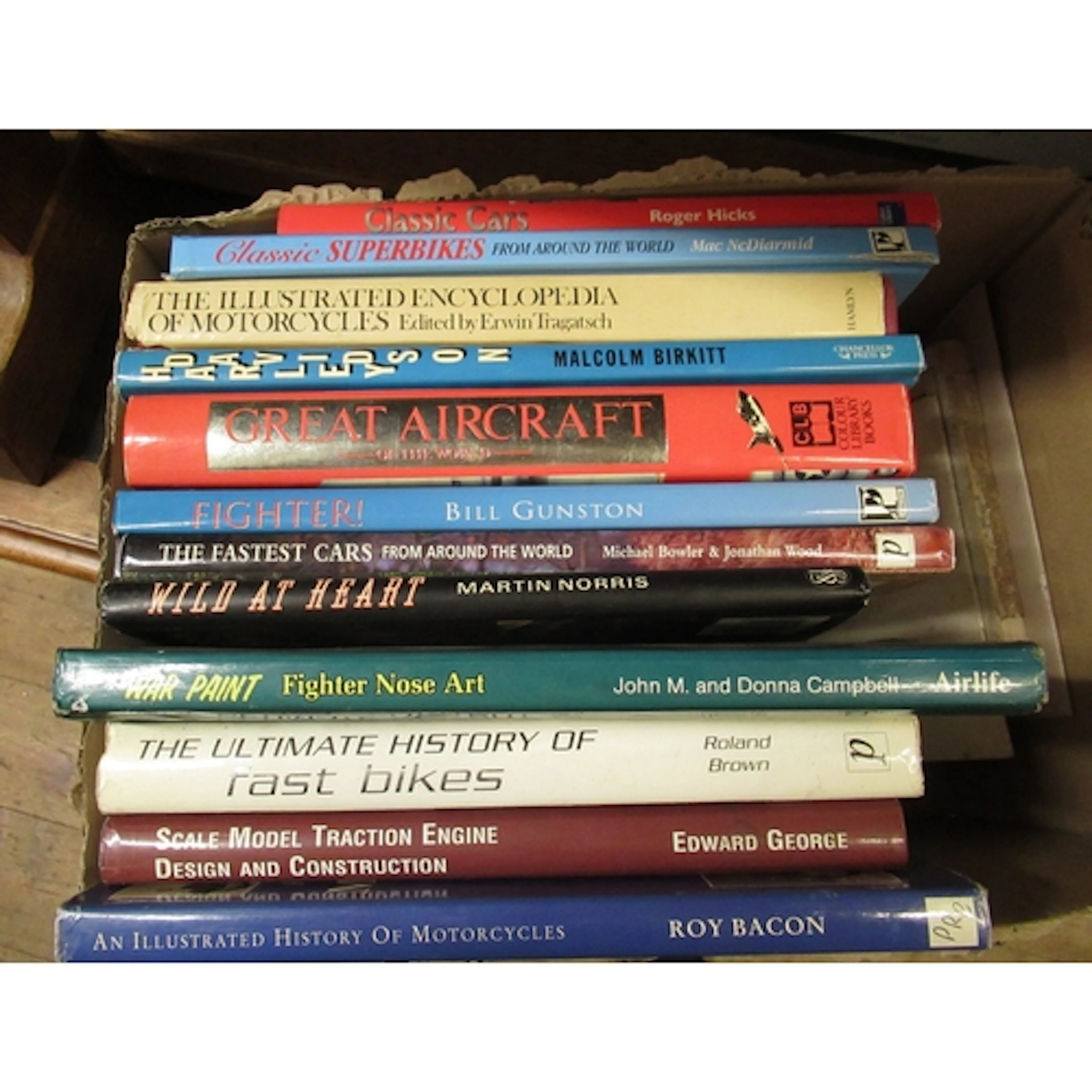 Box containing a quantity of books on classic and sports car...
