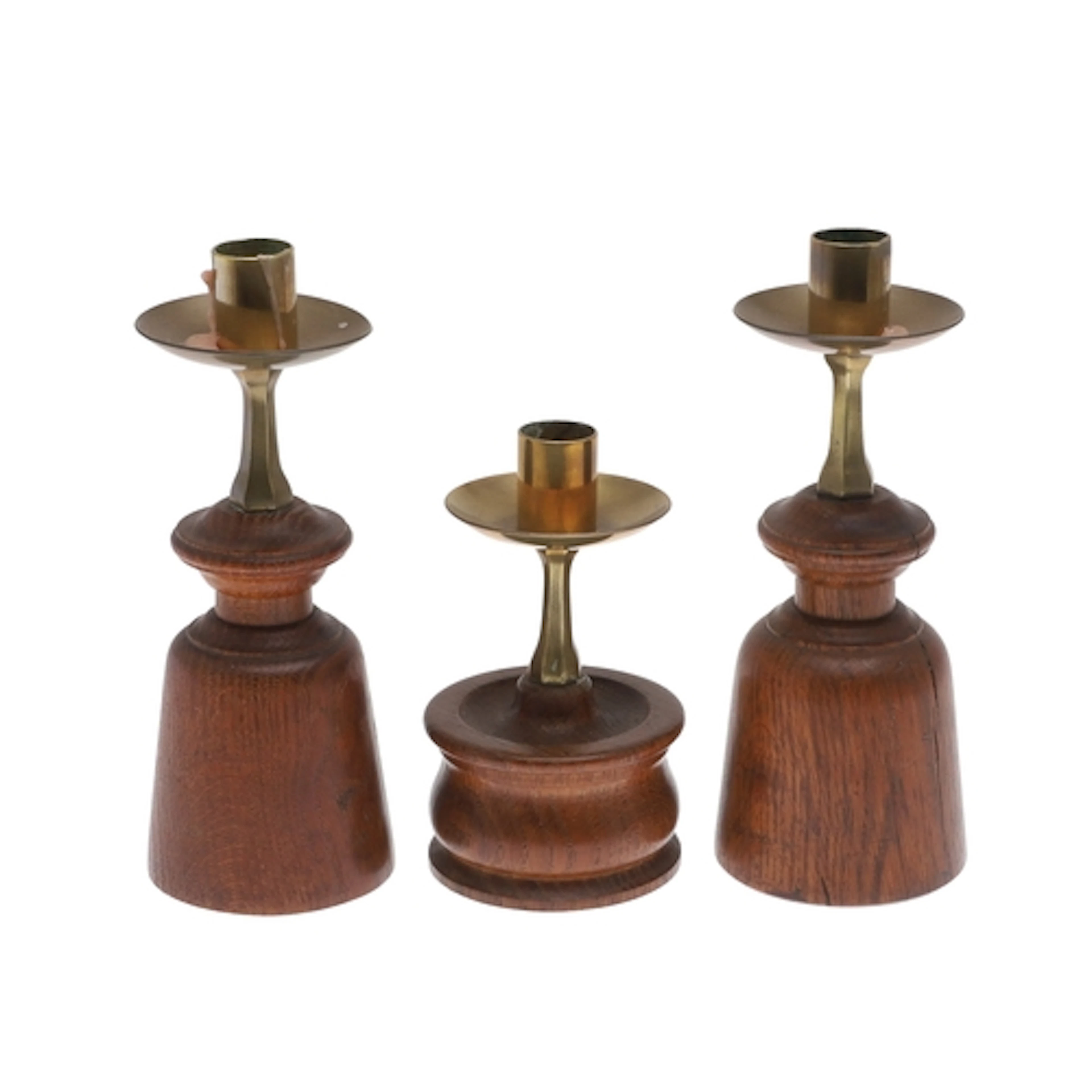 GORDON RUSSELL - PAIR OF OAK & BRASS CANDLESTICKS & ANOTHER ...