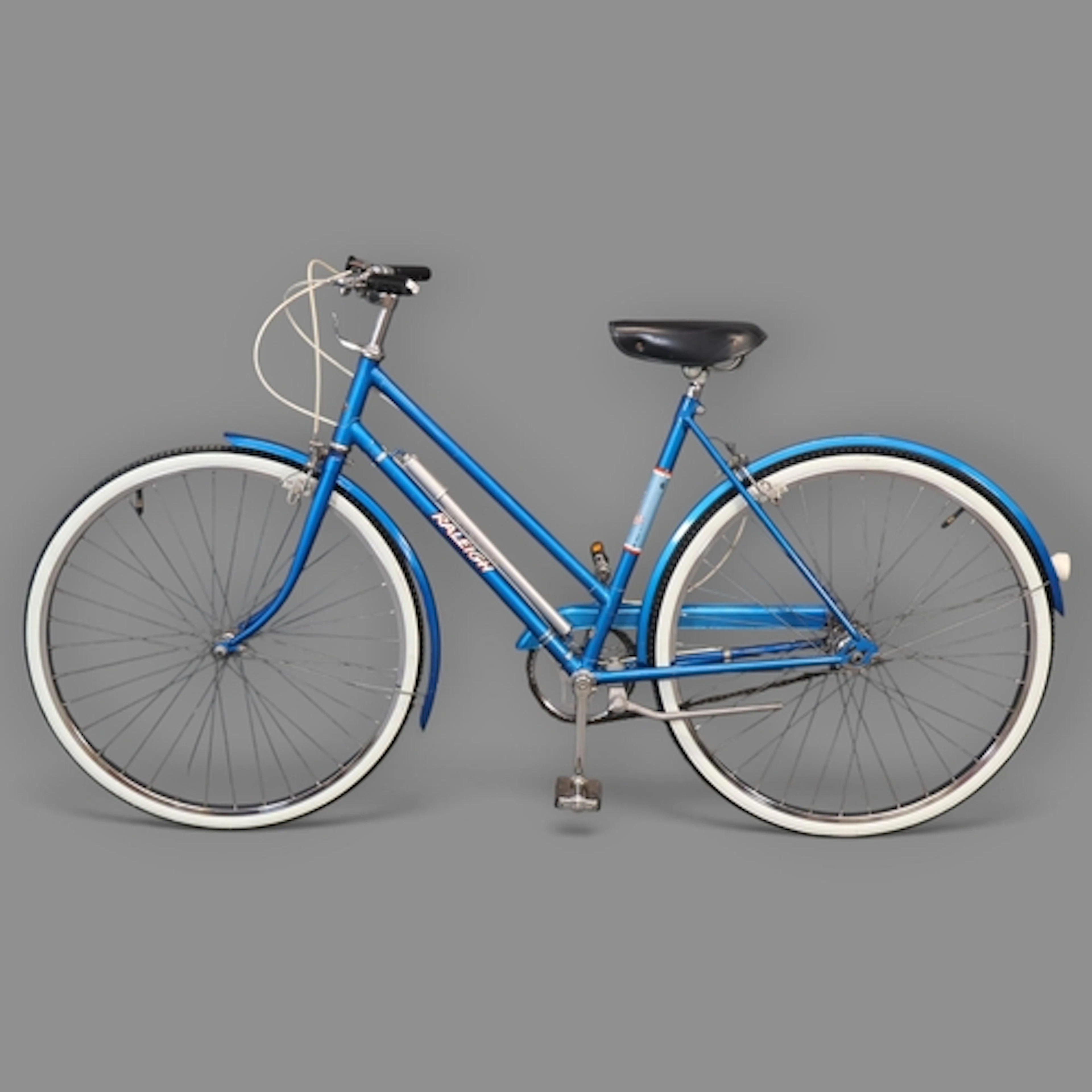A Raleigh Traveller bicycle, of the same model as owned by D...