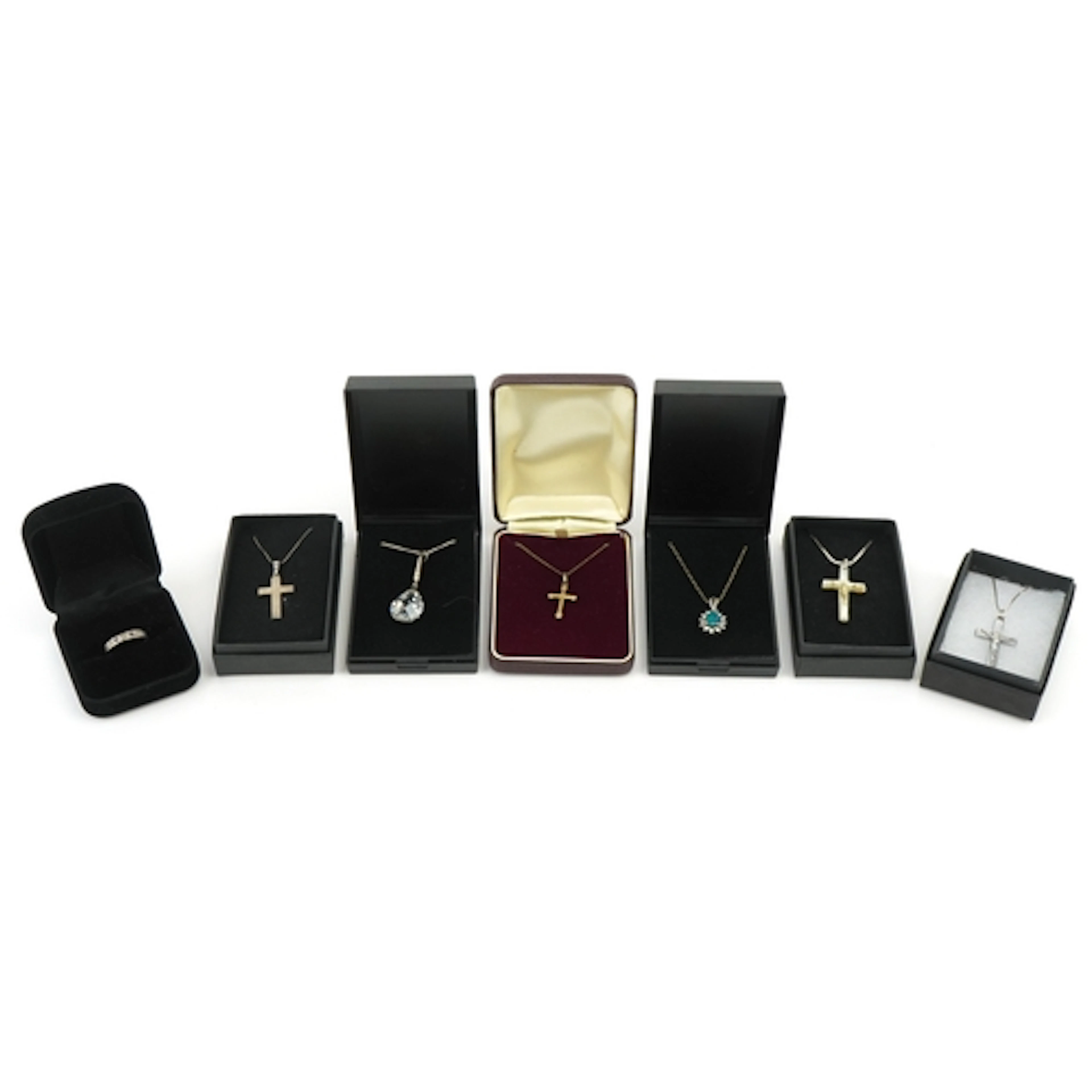 Silver and white metal jewellery including a silver diamond ...