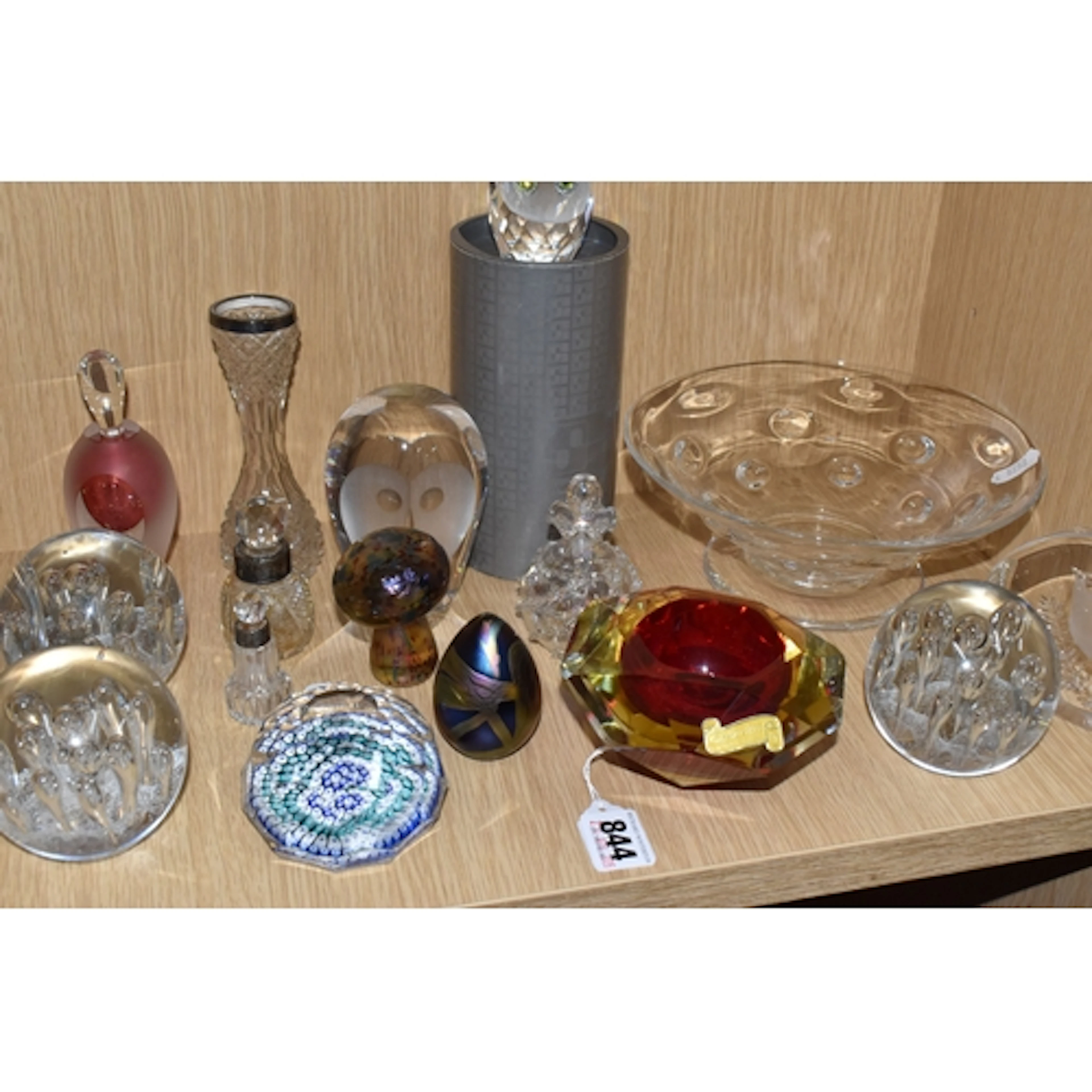 A COLLECTION OF GLASS WARES, to include a Murano sommerso fa...