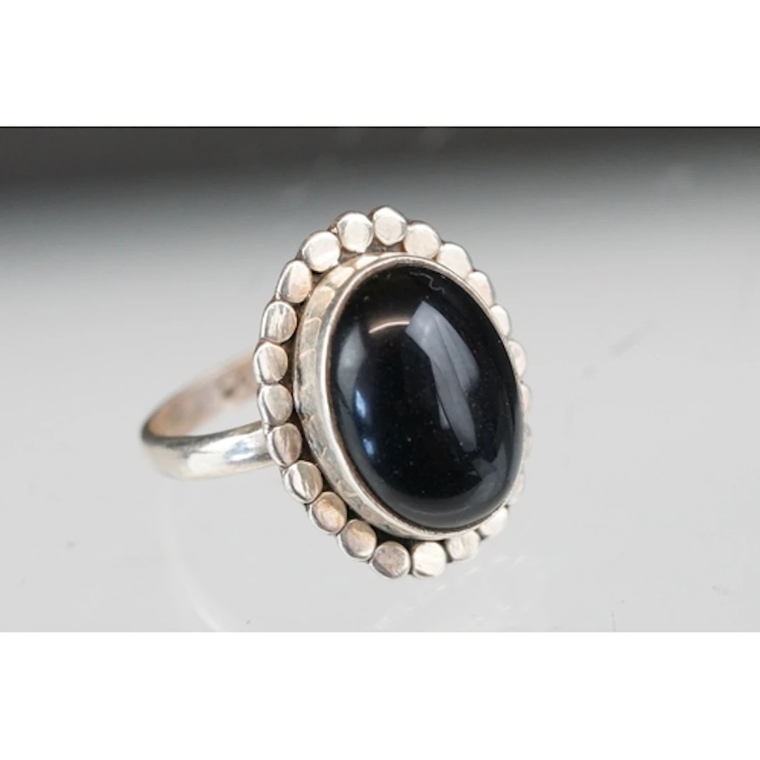 Silver and hard stone ring