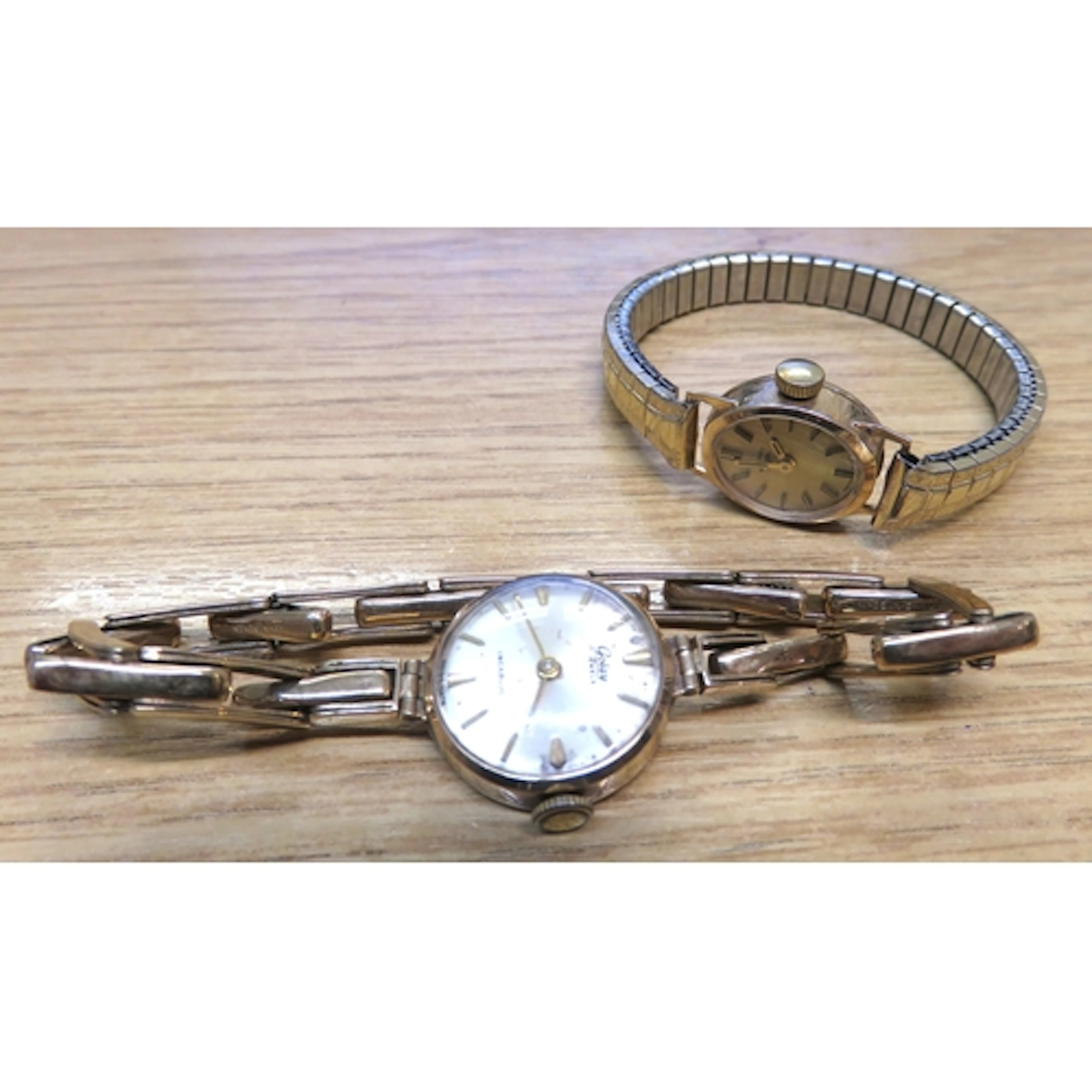 9ct gold ladies wristwatch with integral 9ct gold expanding ...