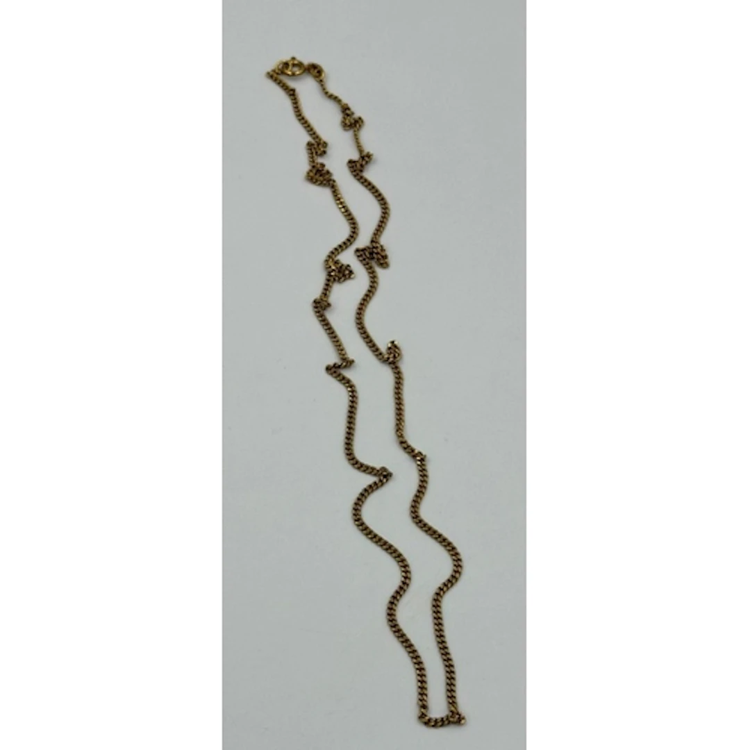 An 18ct gold fine necklace, approximate drop 29.5cm and weig...