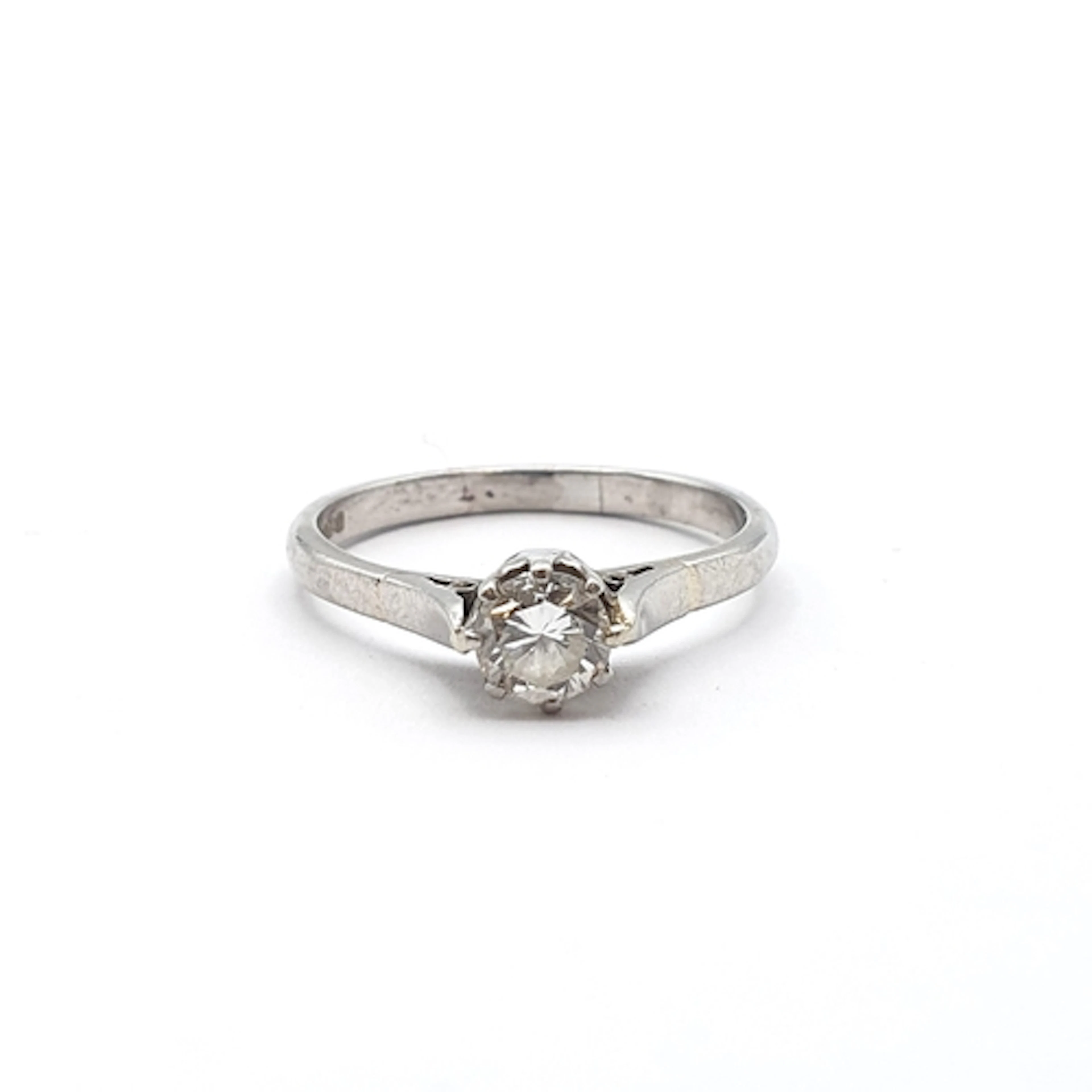 A Diamond single stone Ring claw-set brilliant-cut stone, ap...