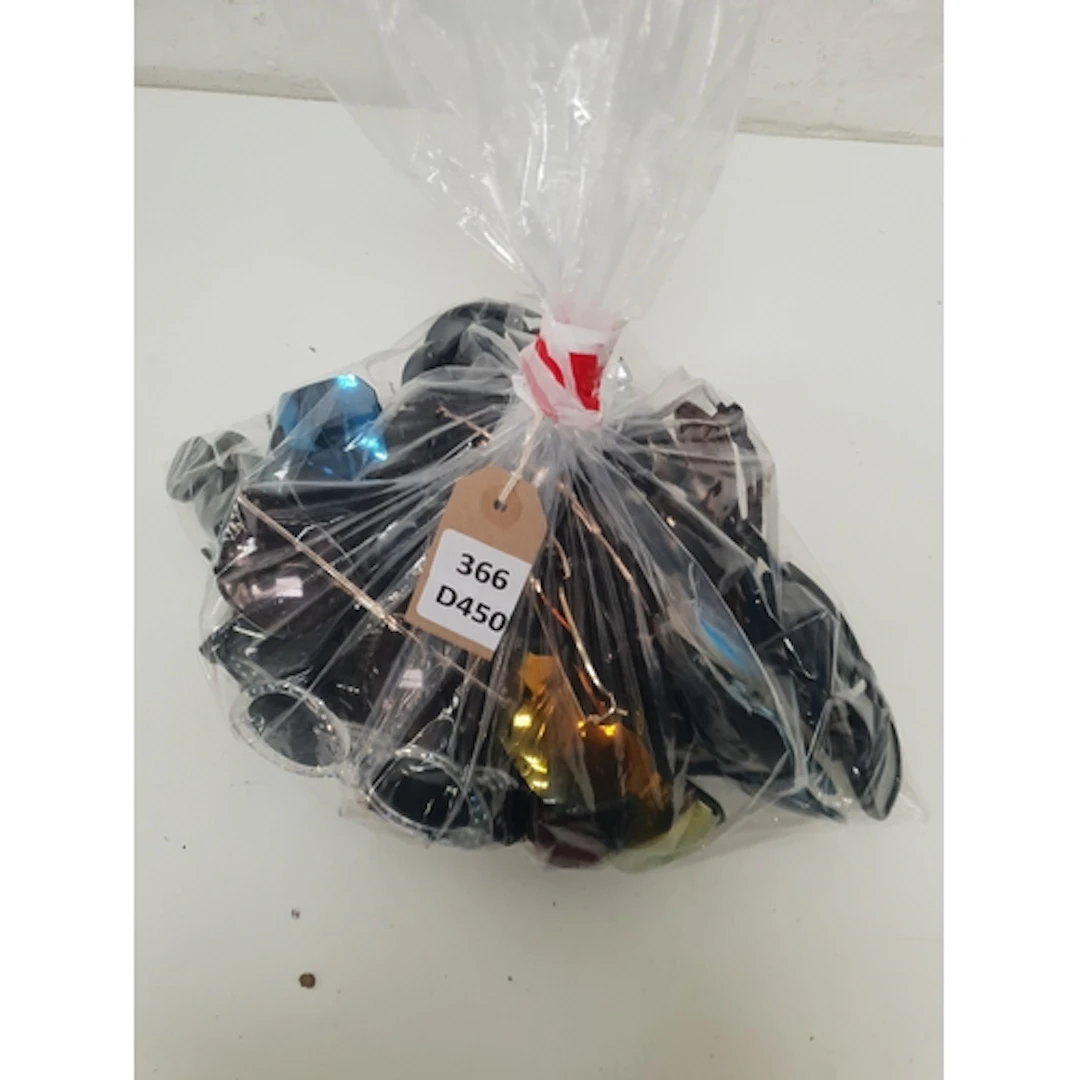 ONE BAG OF SUNGLASSES