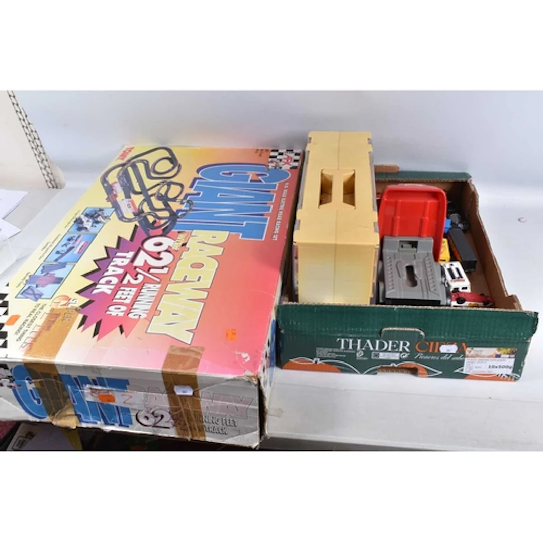 A COLLECTION OF DIECAST MODEL VEHICLES AND SIMILAR AND A SLO...