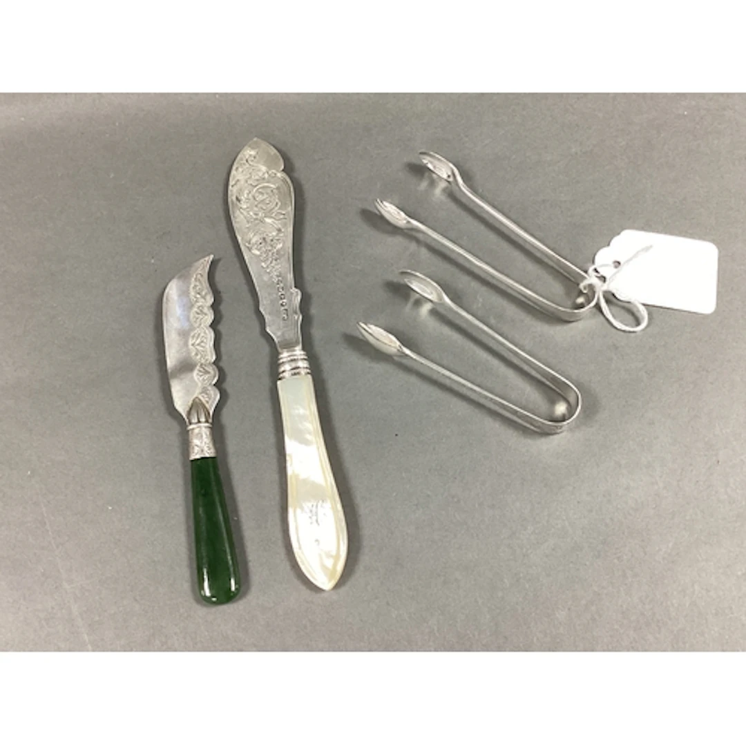 A Decorative Hallmarked Silver Mother of Pearl Handled Butte...